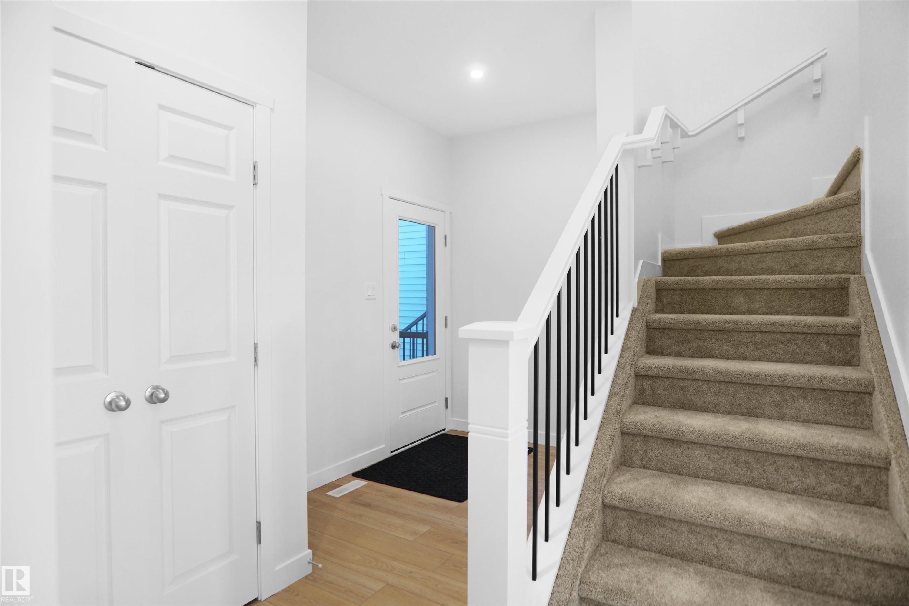 8456 183 Avenue, Edmonton, AB - Indoor Photo Showing Other Room