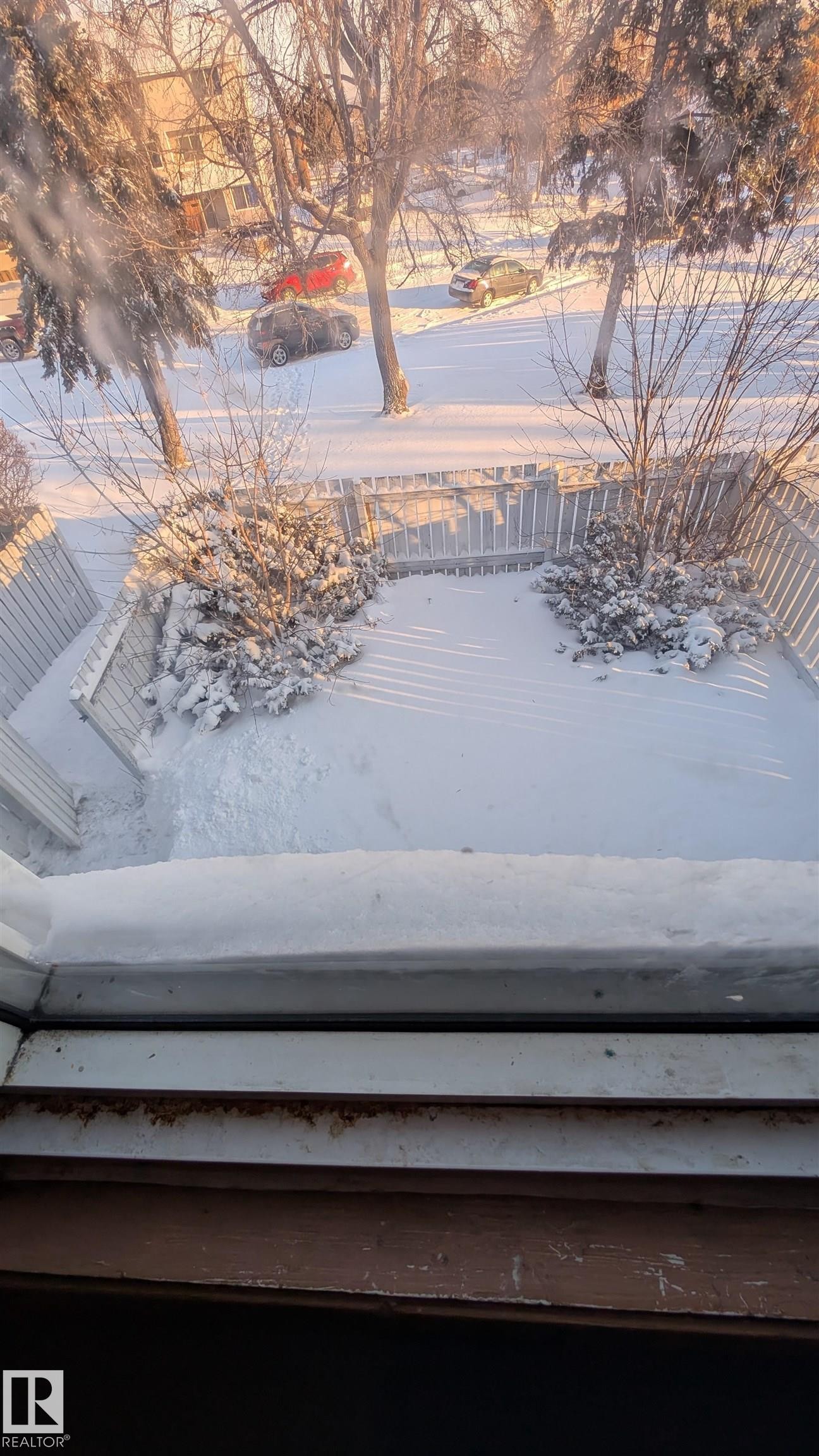 4 Amberly Crest, Edmonton, AB - Outdoor With View