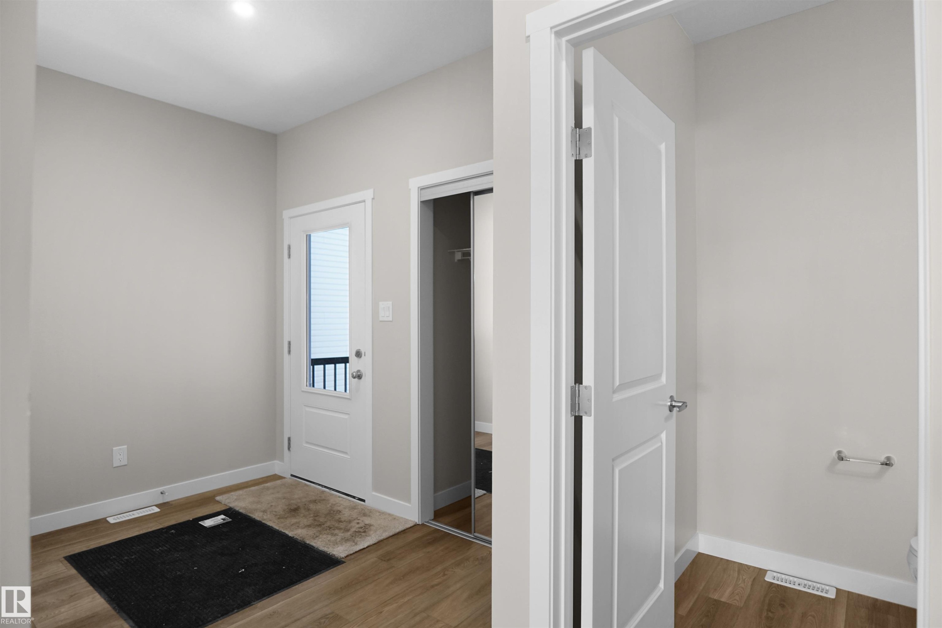 7235 182 Avenue, Edmonton, AB - Indoor Photo Showing Other Room