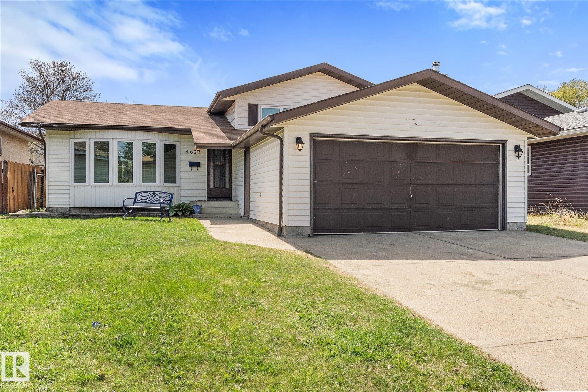 4627 10A Avenue Nw, Edmonton, AB - Outdoor