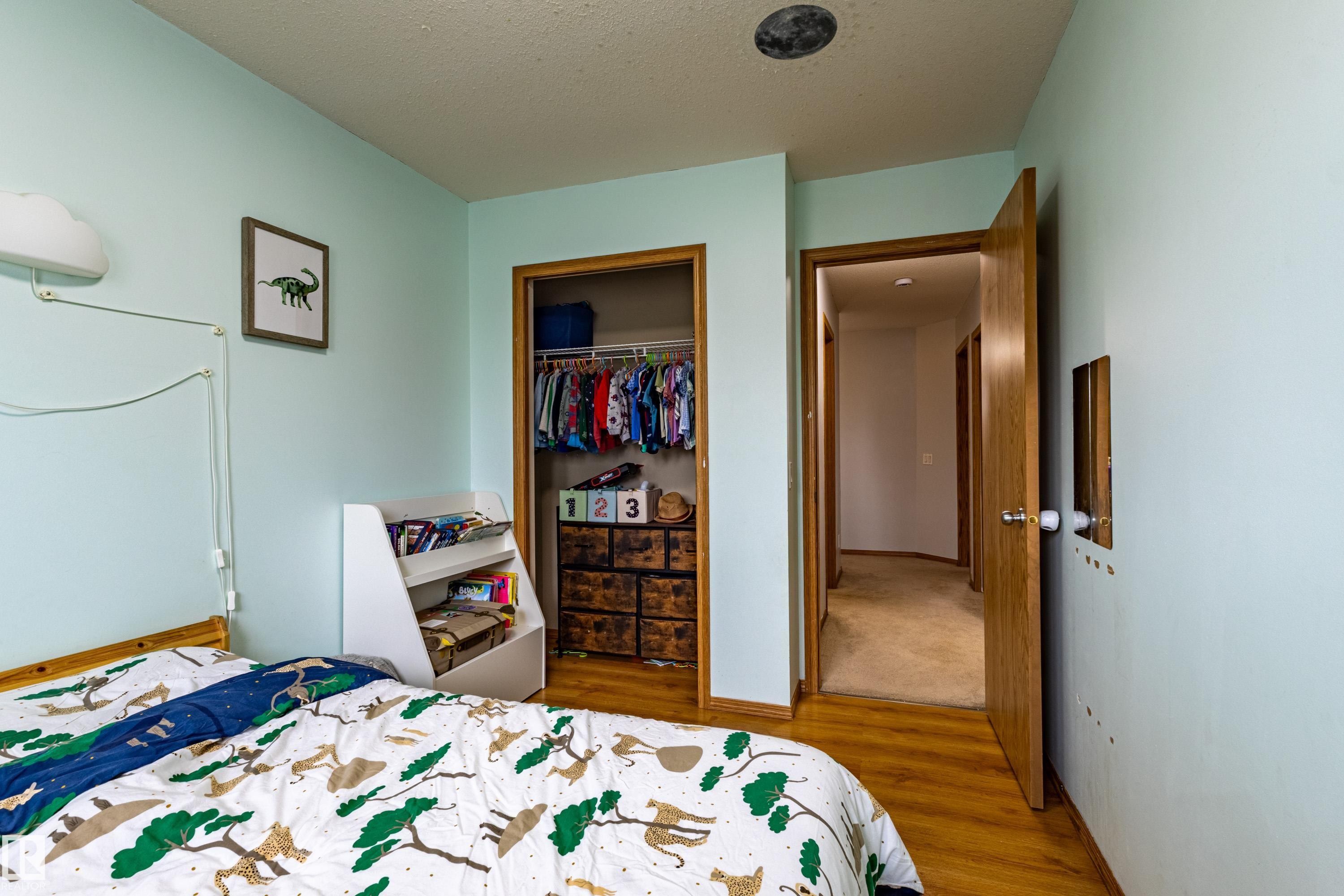 93 16823 84 Street, Edmonton, AB - Indoor Photo Showing Bedroom
