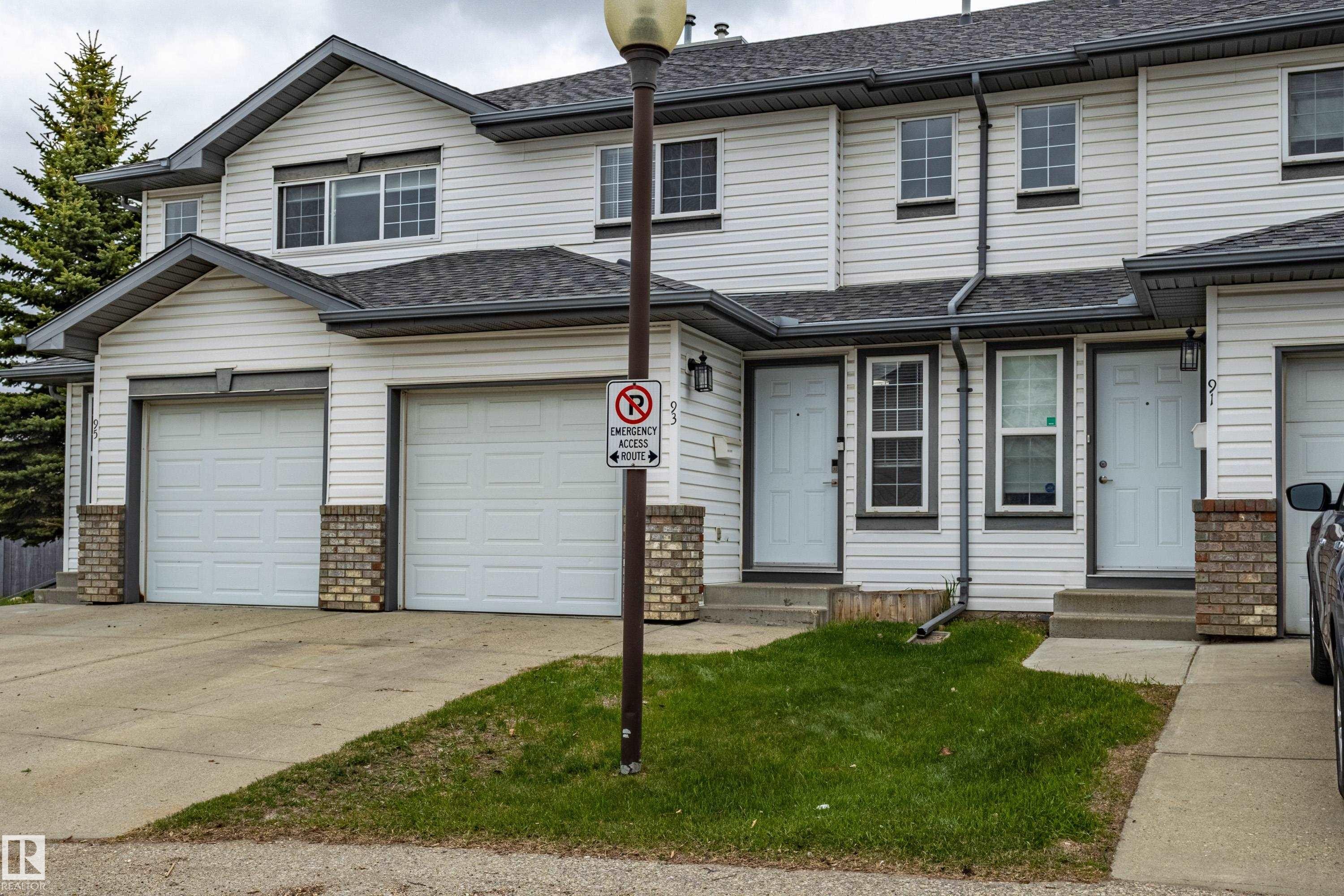 93 16823 84 Street, Edmonton, AB - Outdoor With Facade