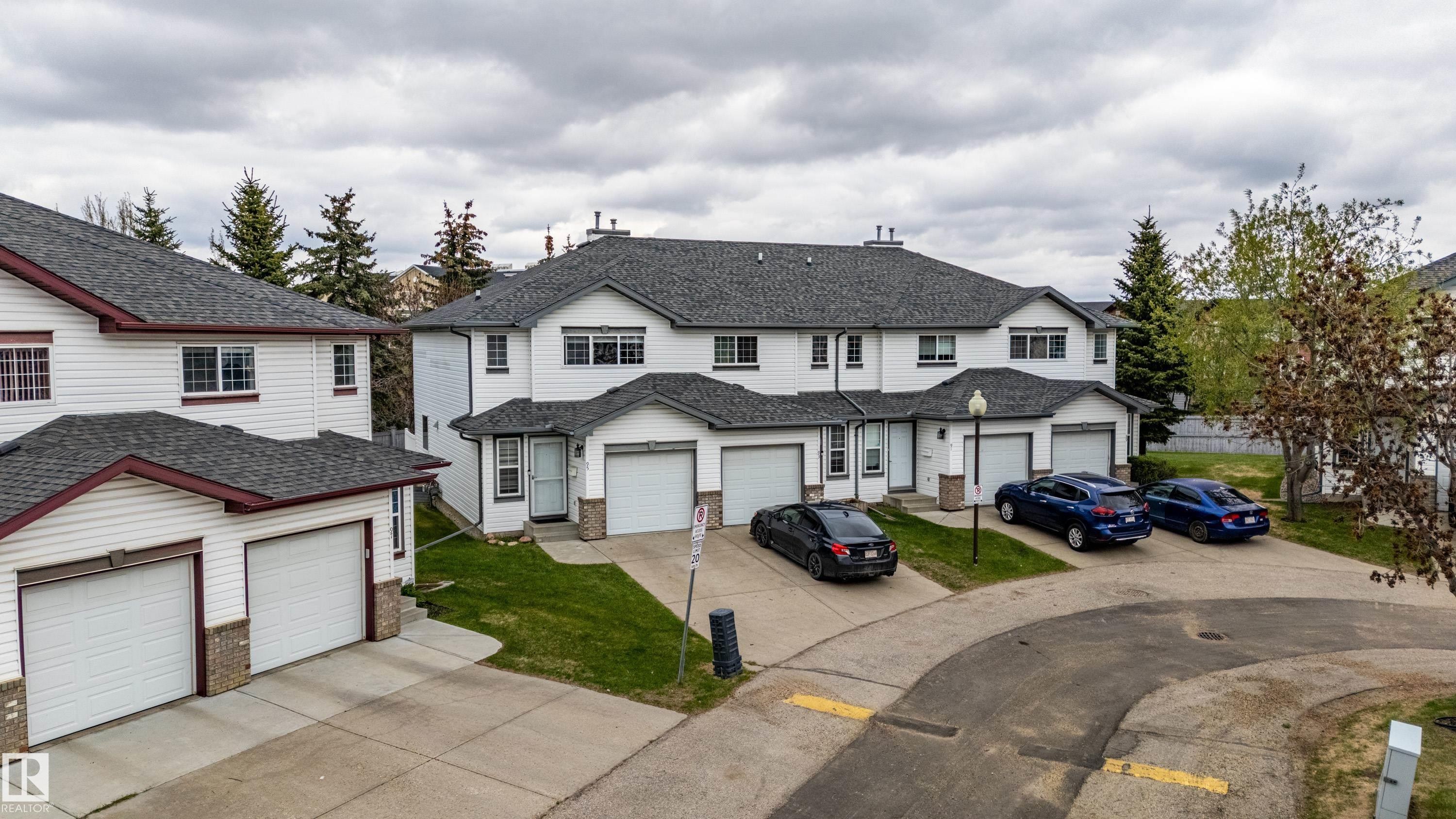 93 16823 84 Street, Edmonton, AB - Outdoor With Facade