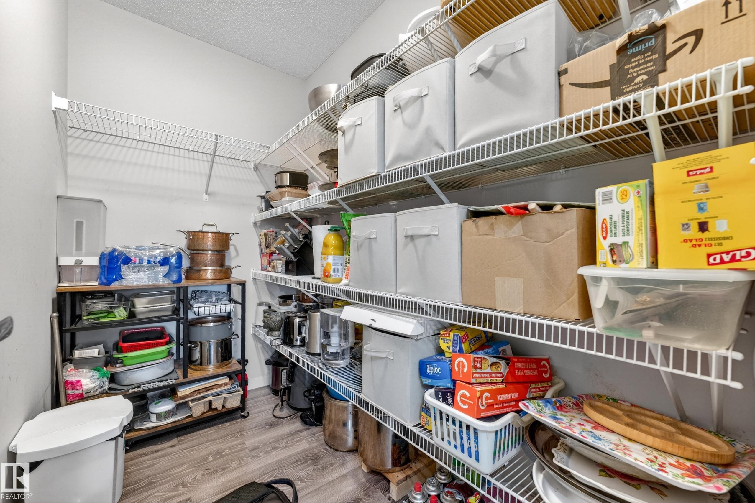 4371 Annett Common, Edmonton, AB - Indoor With Storage