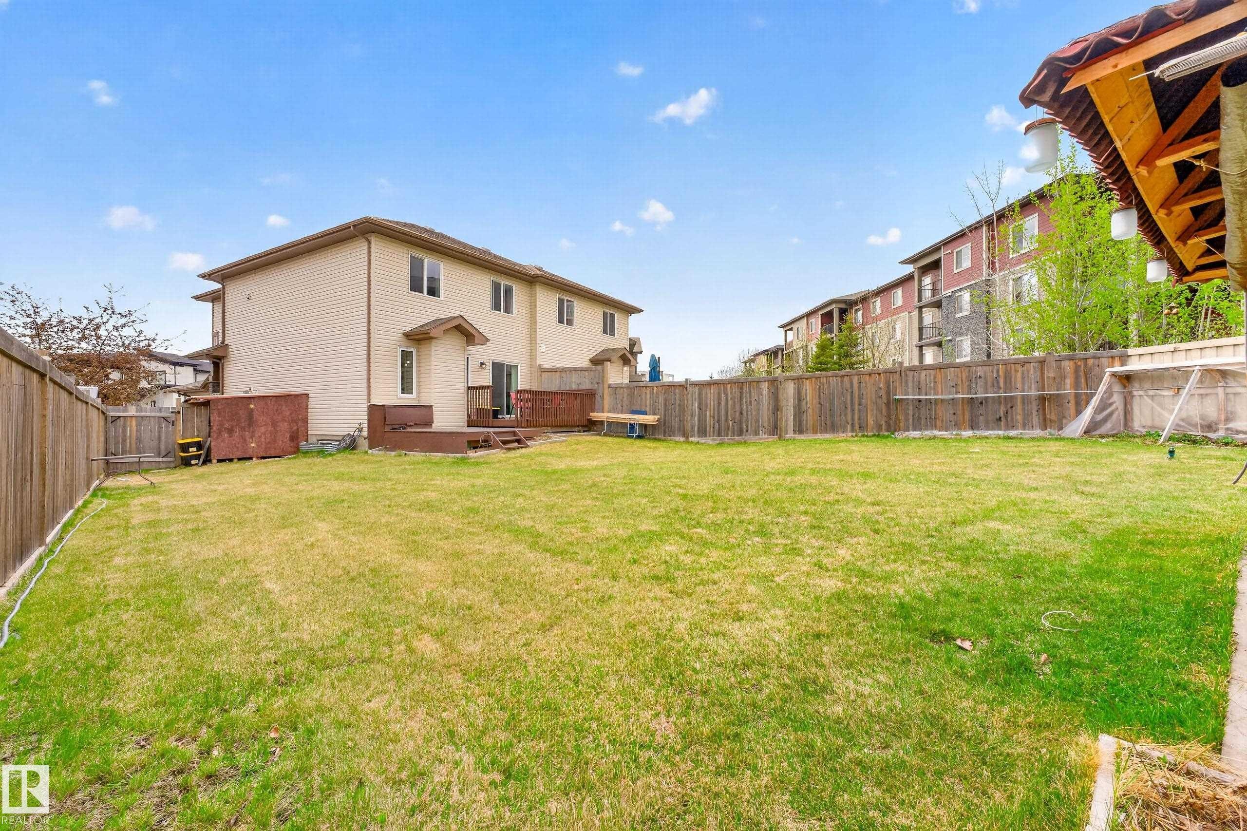 4371 Annett Common, Edmonton, AB - Outdoor