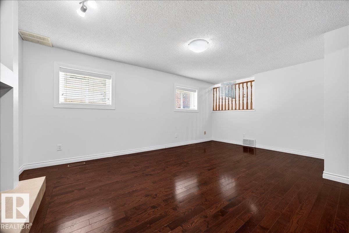 3671 33 Street, Edmonton, AB - Indoor Photo Showing Other Room