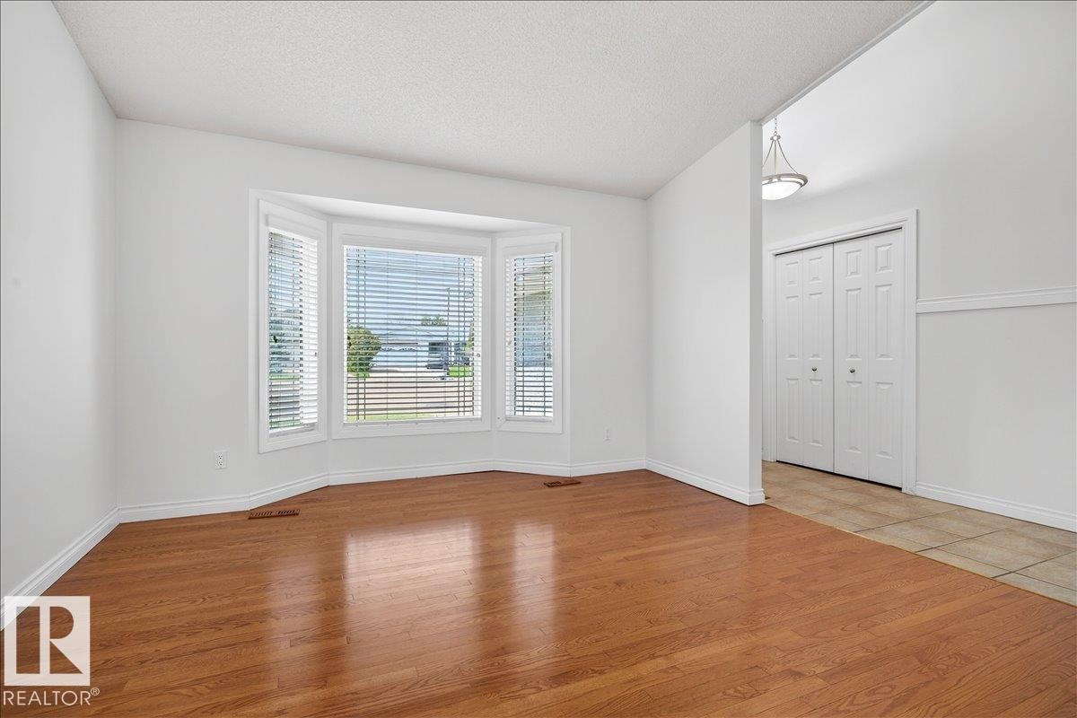 3671 33 Street, Edmonton, AB - Indoor Photo Showing Other Room