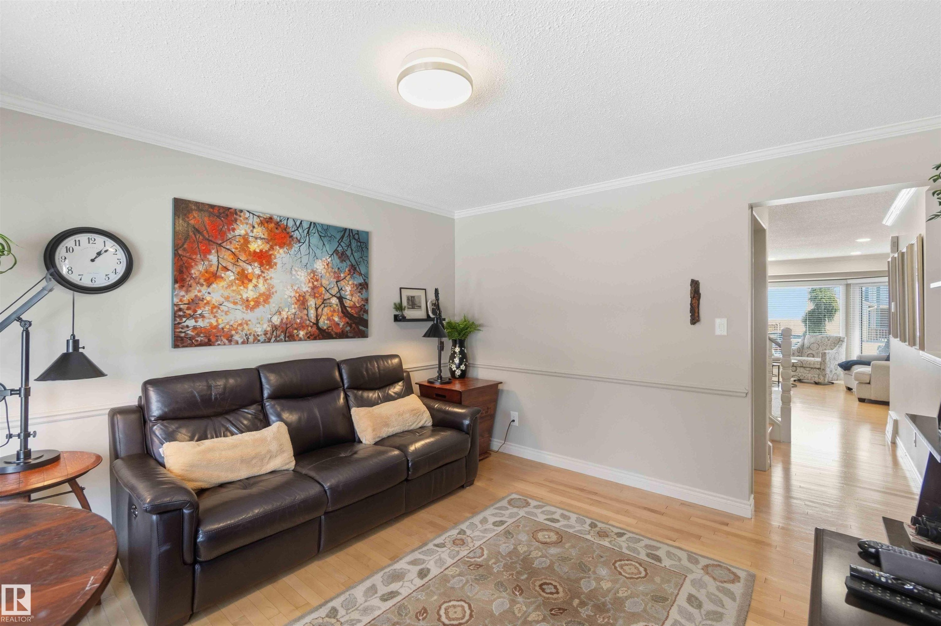 58 Patterson Cr, St. Albert, AB - Indoor Photo Showing Living Room