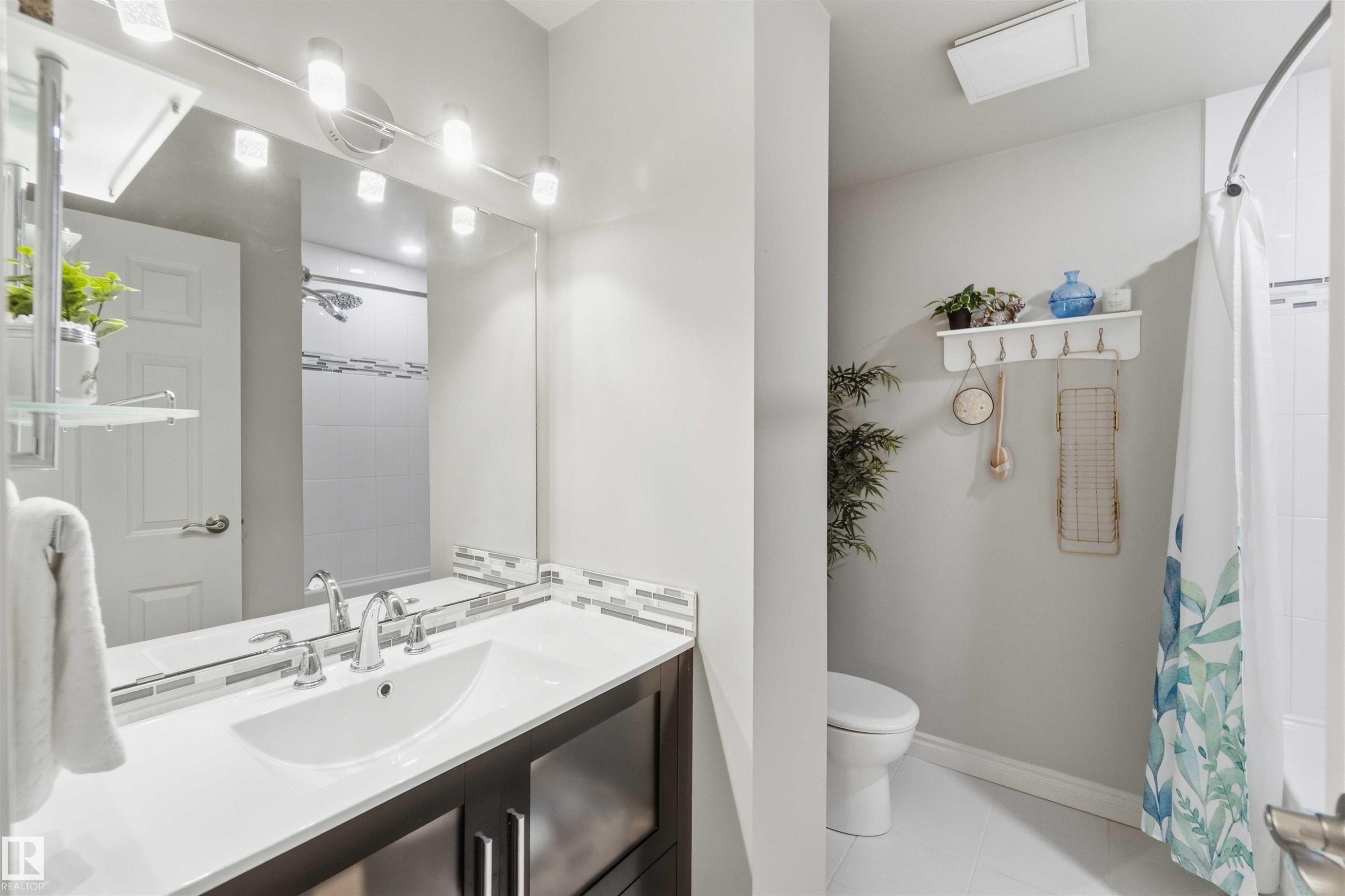 58 Patterson Cr, St. Albert, AB - Indoor Photo Showing Bathroom