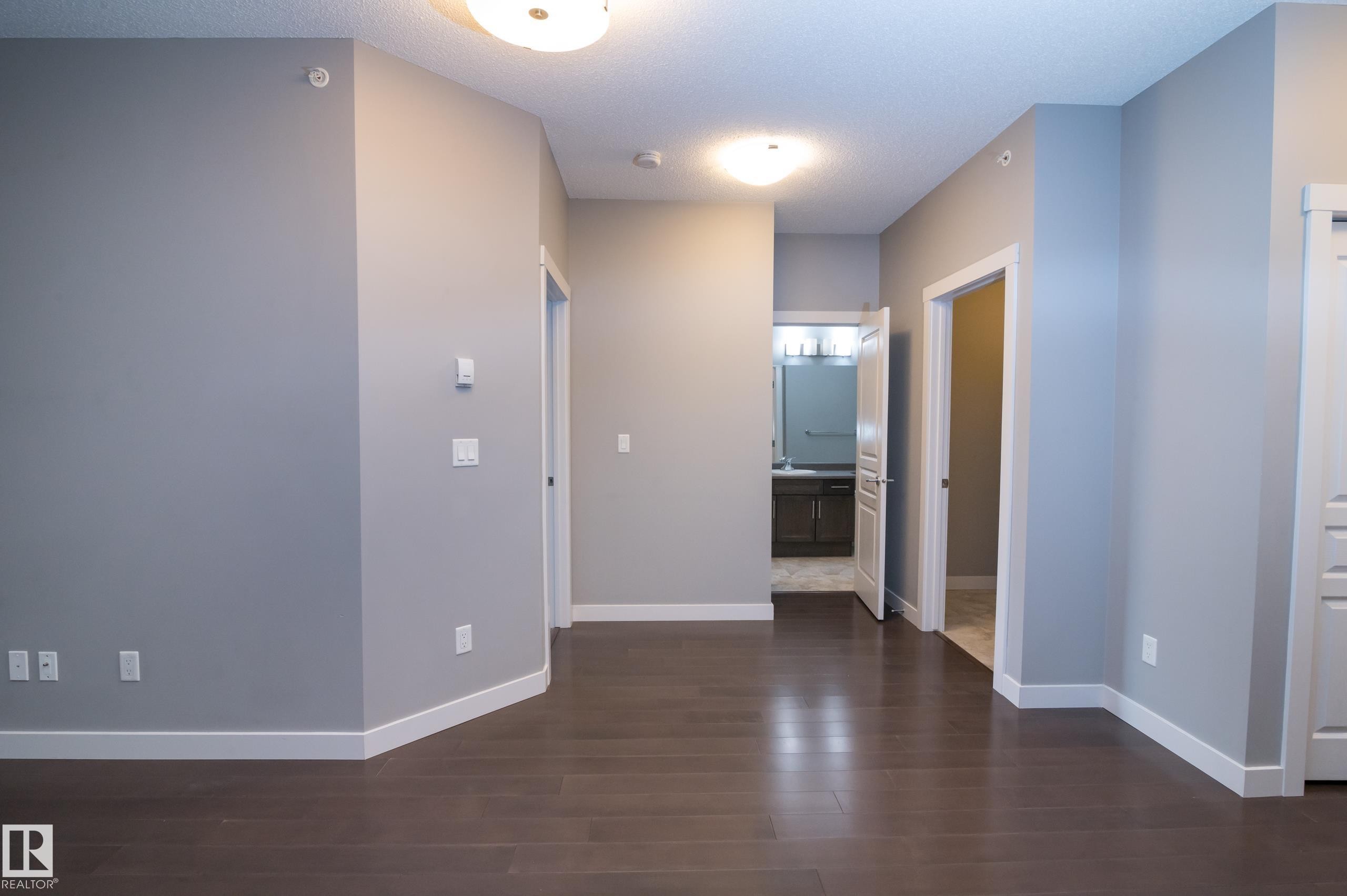 414 2207 44 Avenue, Edmonton, AB - Indoor Photo Showing Other Room