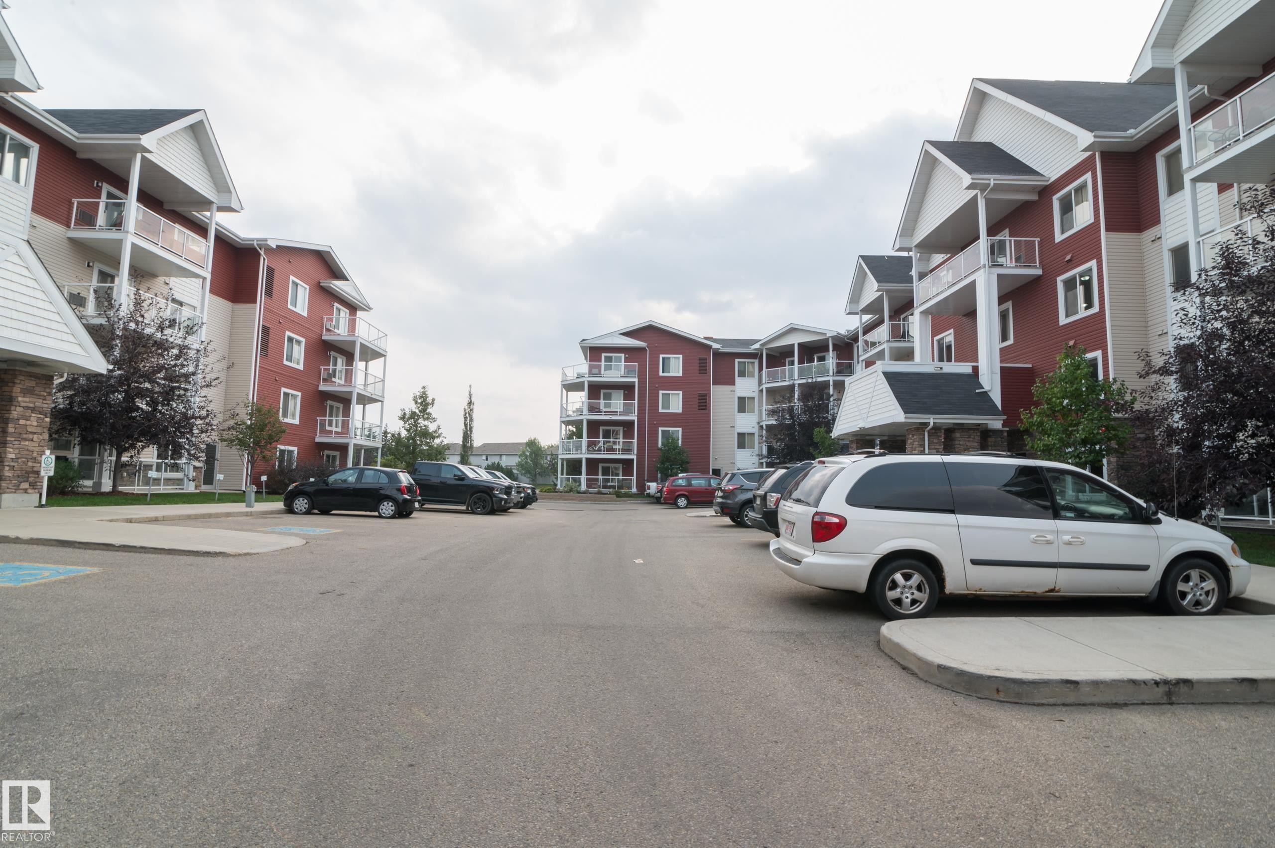 414 2207 44 Avenue, Edmonton, AB - Outdoor With Balcony With Facade