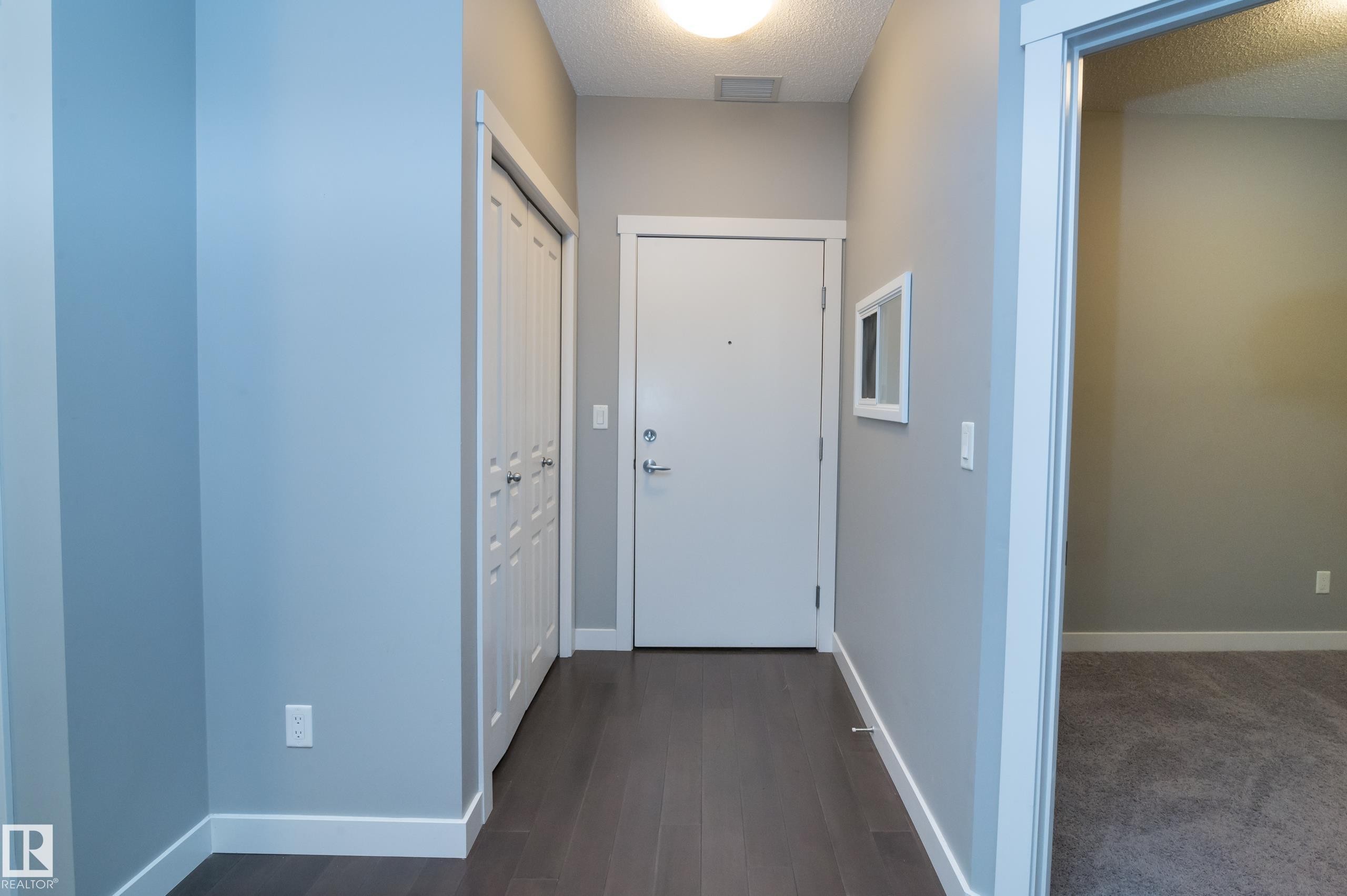 414 2207 44 Avenue, Edmonton, AB - Indoor Photo Showing Other Room