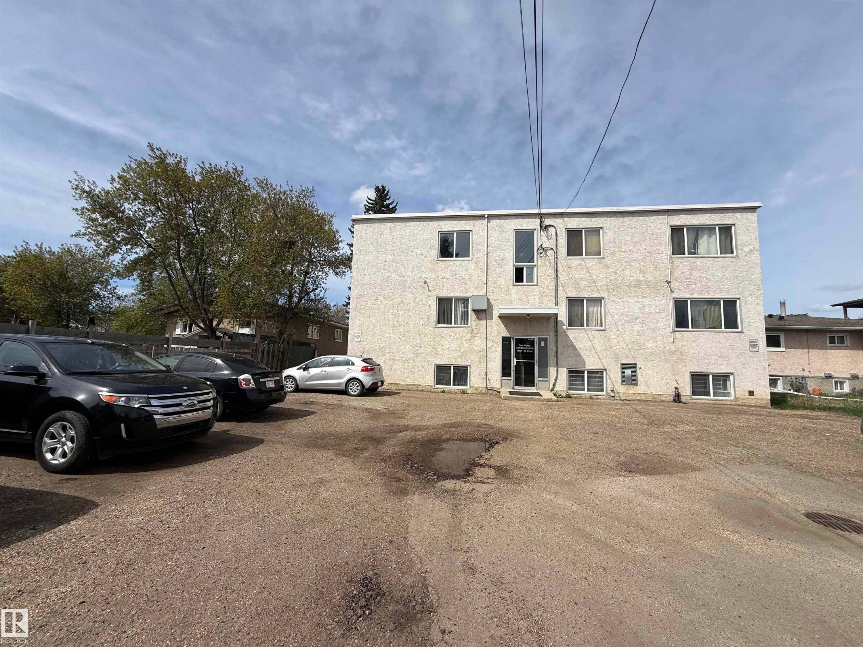 102 12409 82 Street, Edmonton, AB - Outdoor
