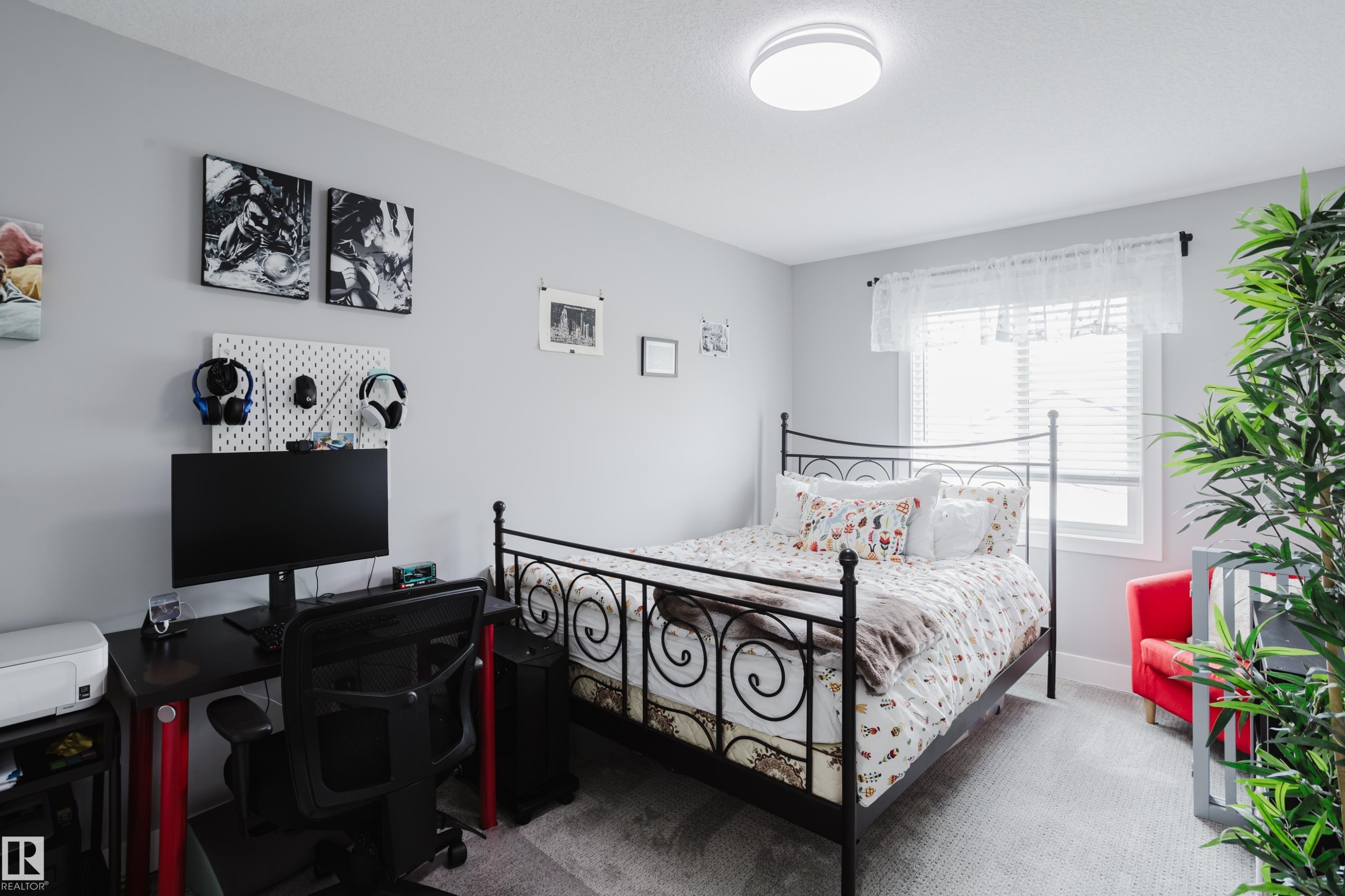 10508 153 Street, Edmonton, AB - Indoor Photo Showing Bedroom