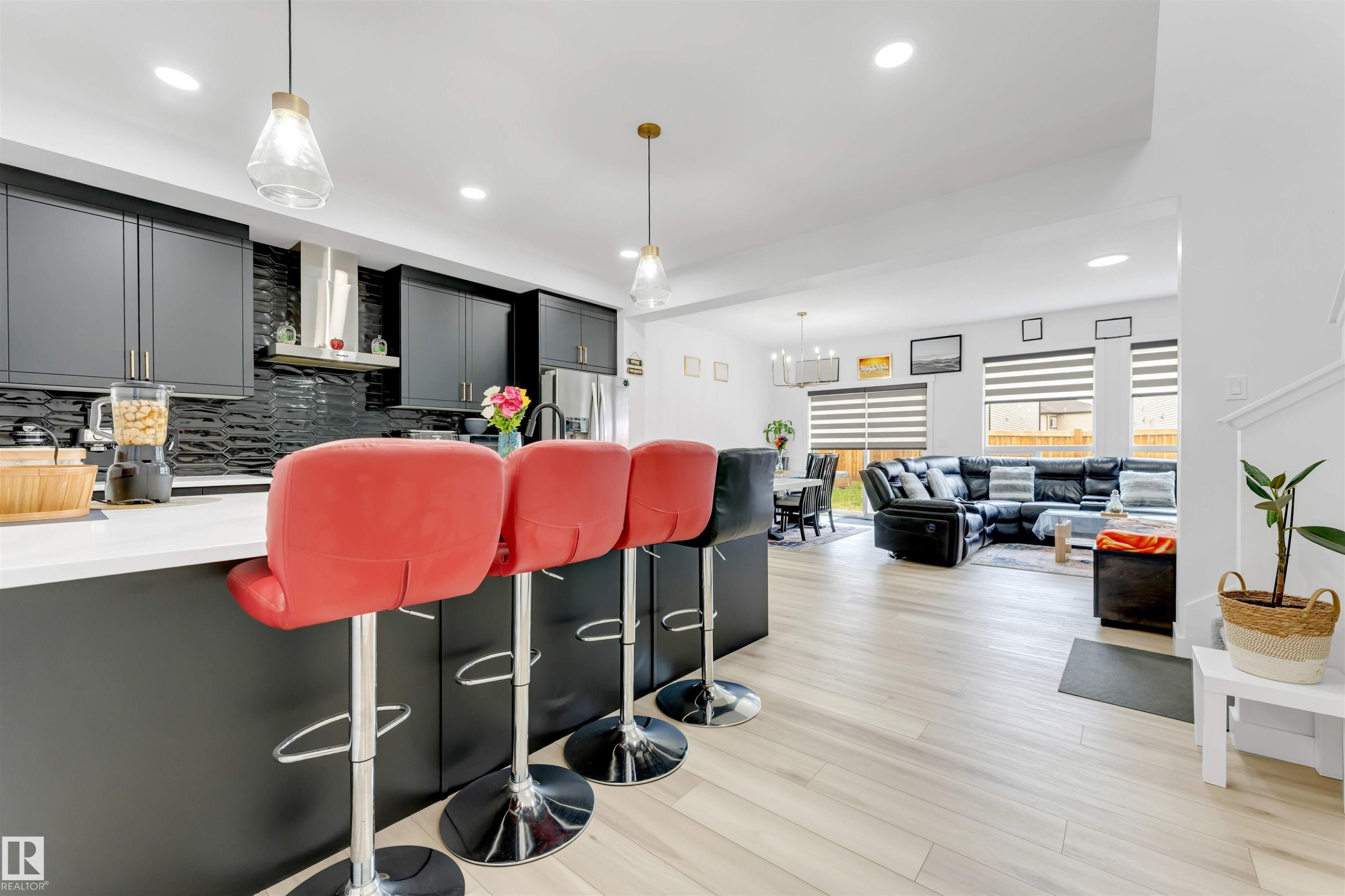 1340 11 Avenue, Edmonton, AB - Indoor