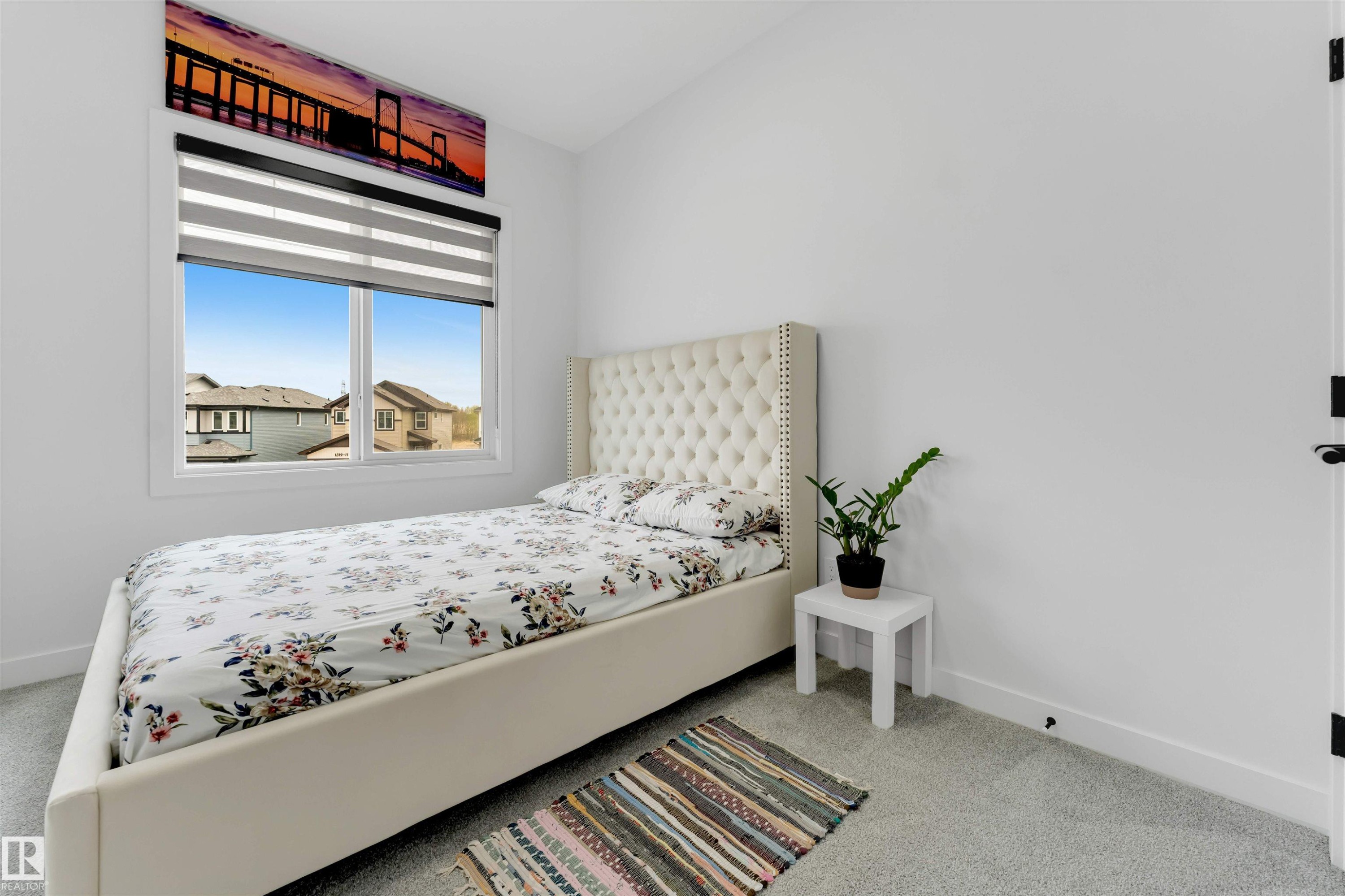 1340 11 Avenue, Edmonton, AB - Indoor Photo Showing Bedroom