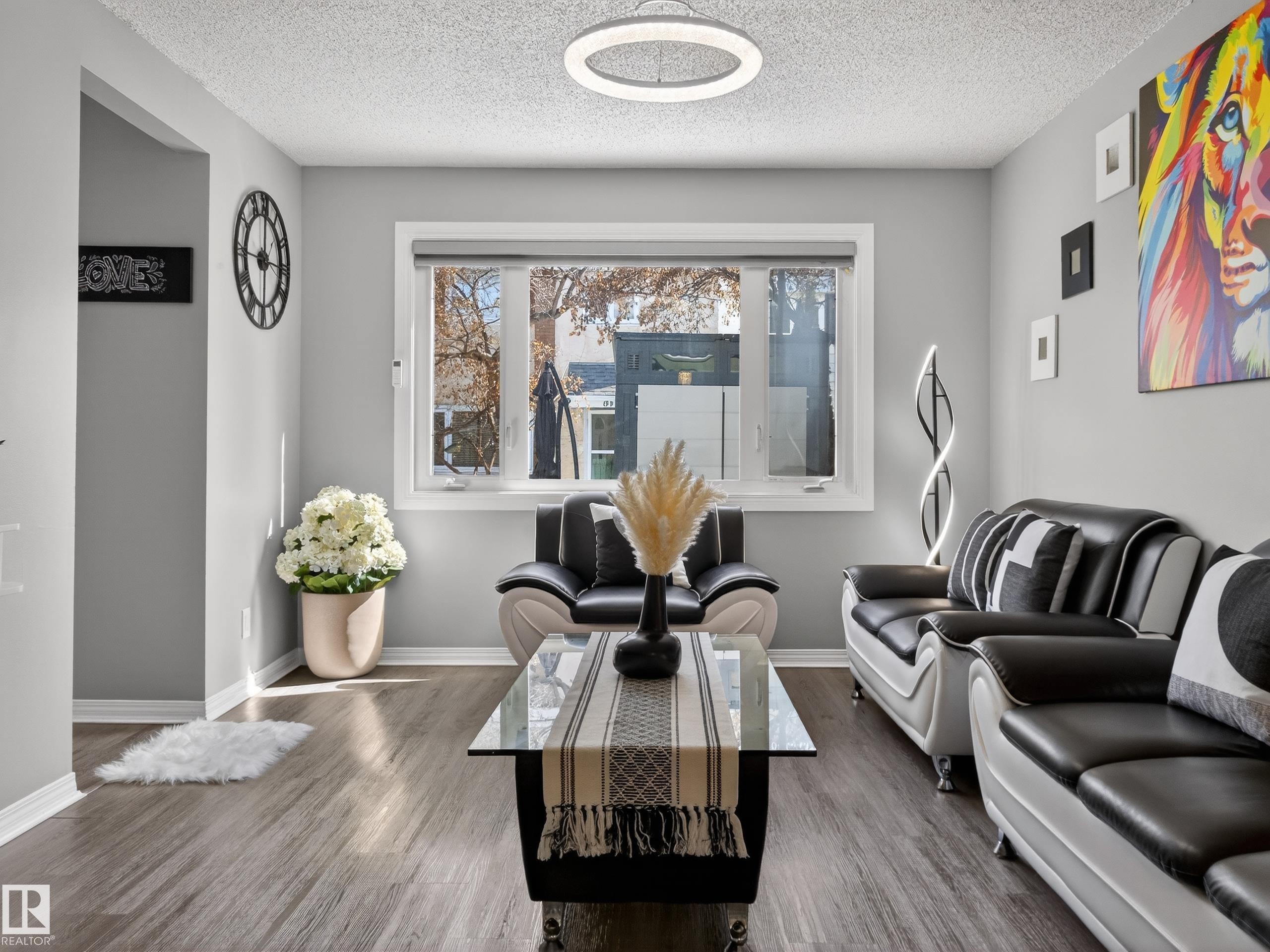 18F Callingwood Court, Edmonton, AB - Indoor
