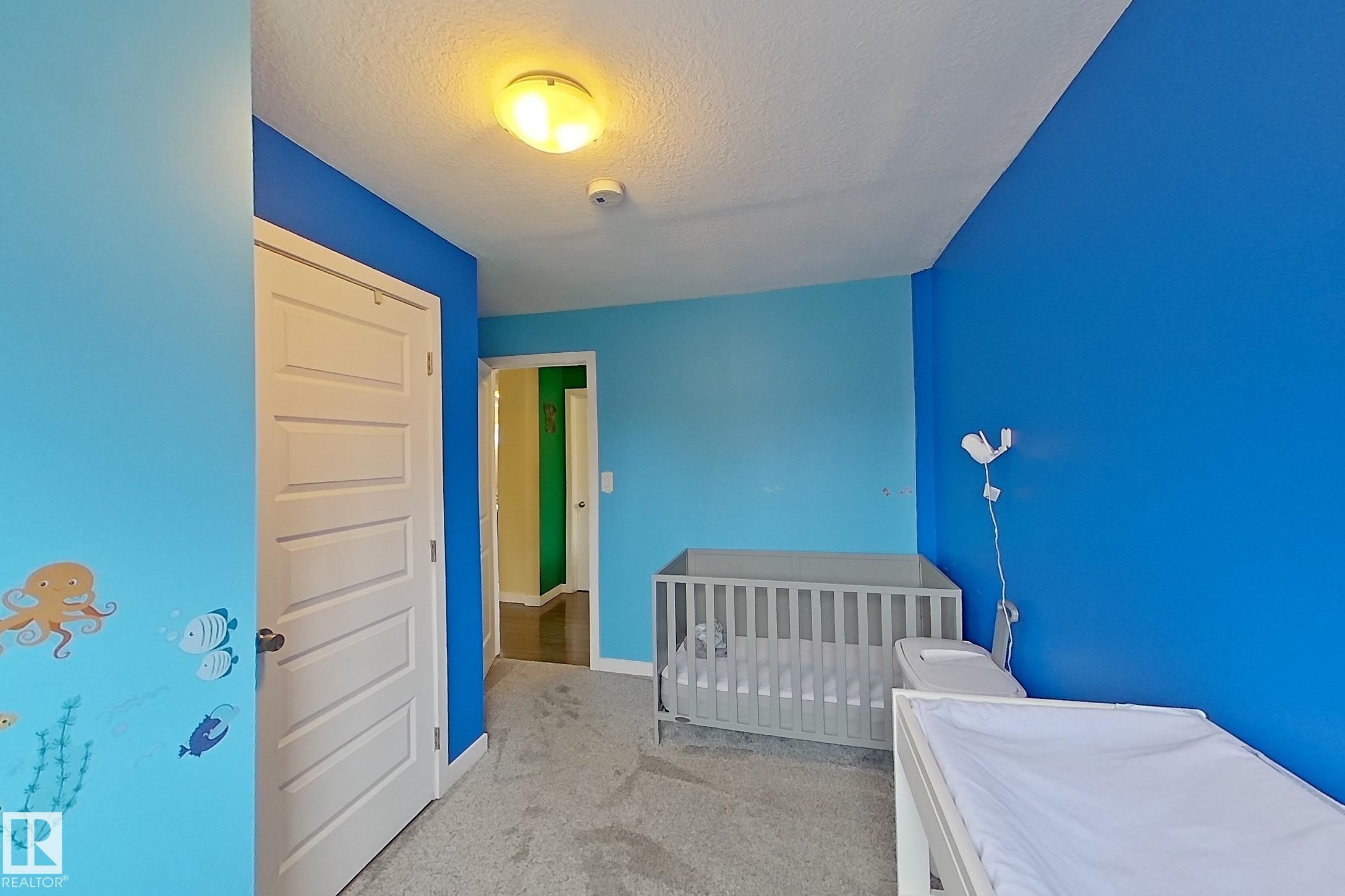 11612 130 Avenue, Edmonton, AB - Indoor Photo Showing Bedroom