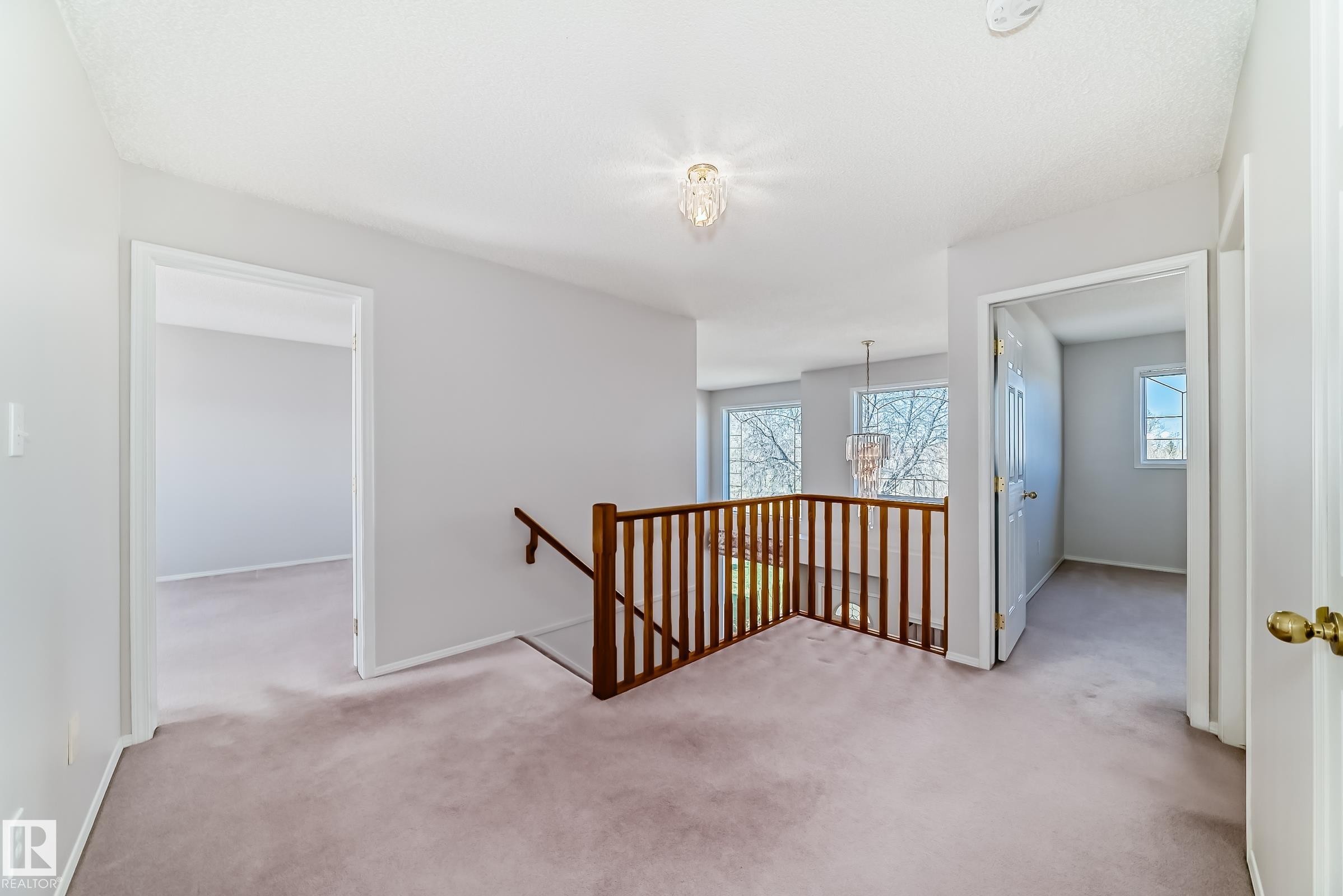 4319 39 Avenue, Edmonton, AB - Indoor Photo Showing Other Room
