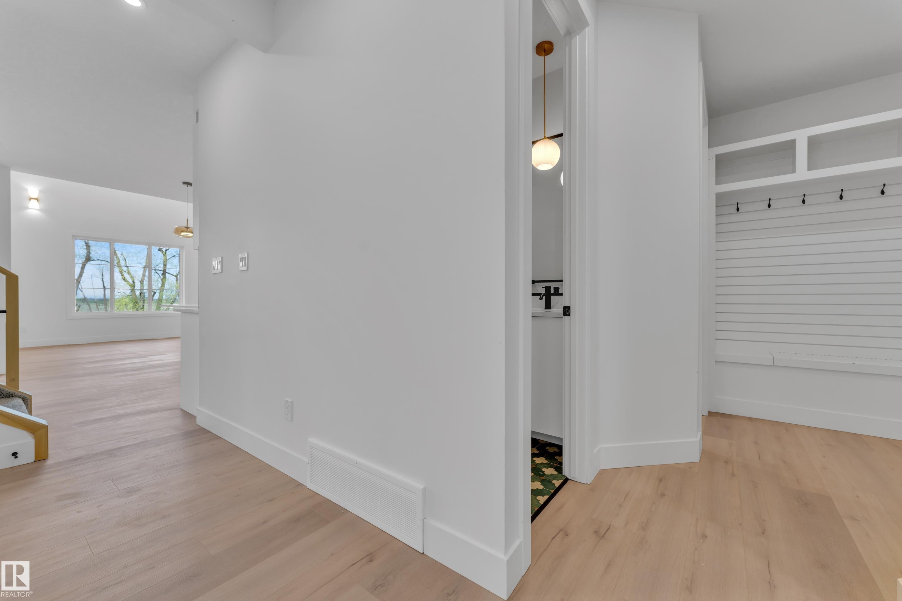 8441 Mayday Link Sw, Edmonton, AB - Indoor Photo Showing Other Room