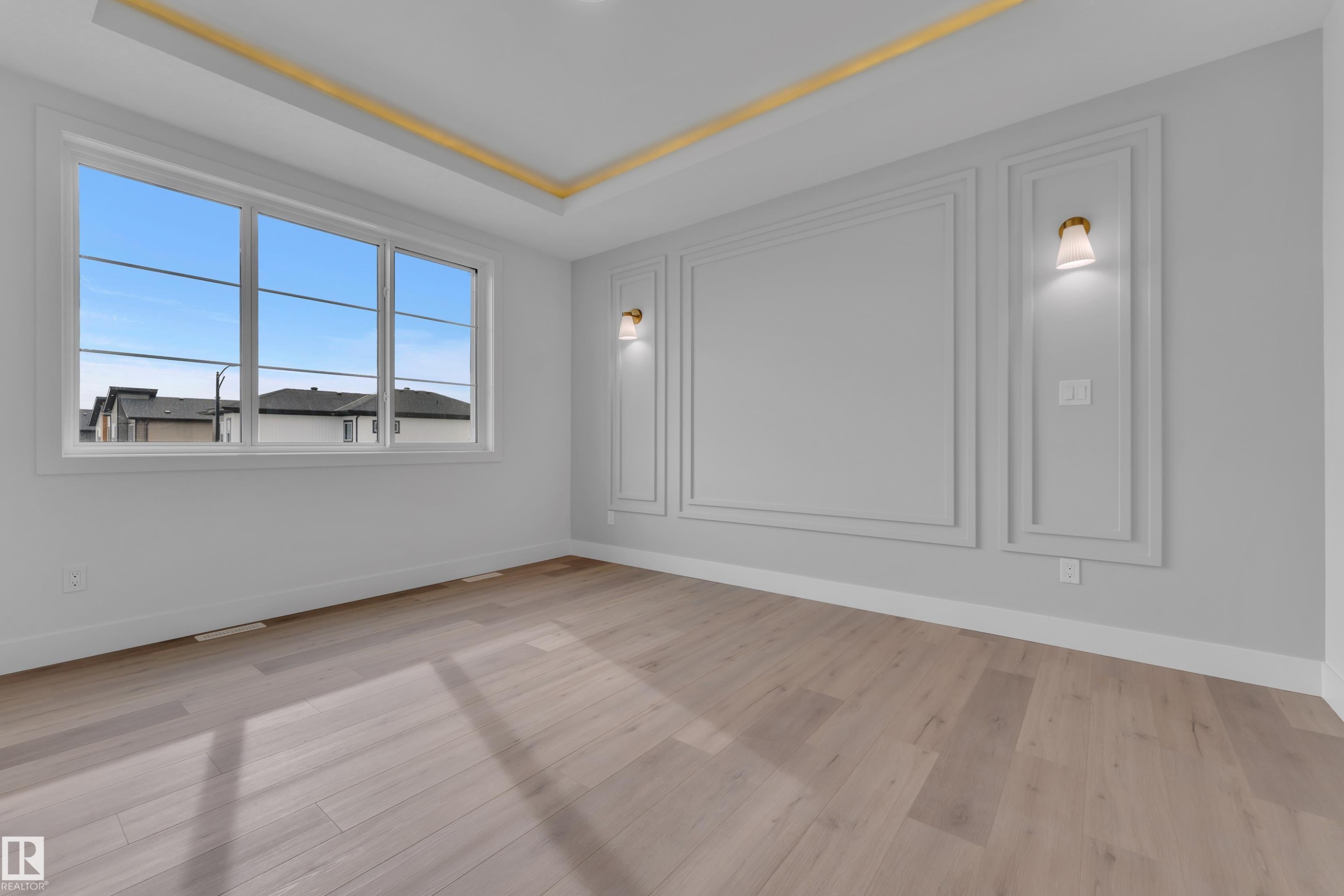 8441 Mayday Link Sw, Edmonton, AB - Indoor Photo Showing Other Room