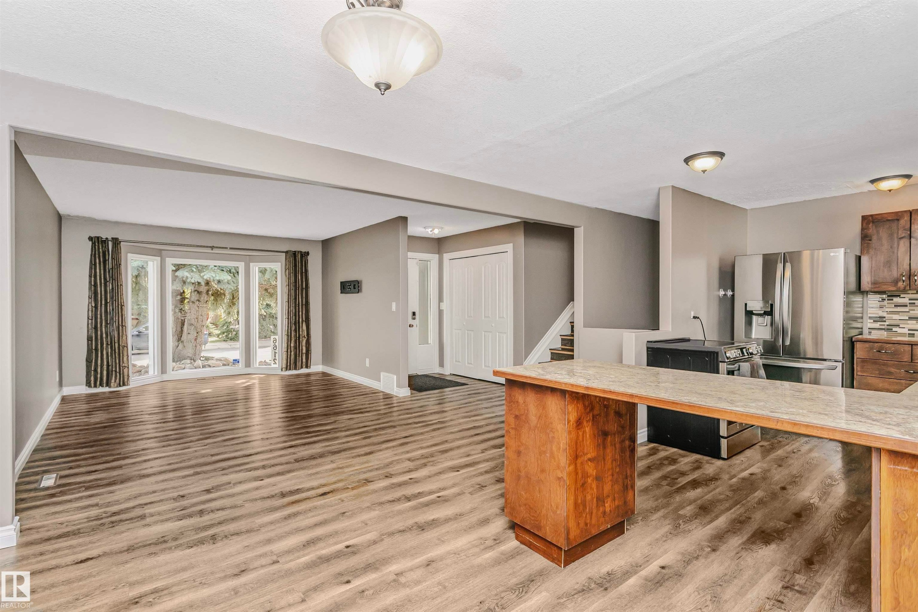 6612 182 Street, Edmonton, AB - Indoor Photo Showing Bathroom
