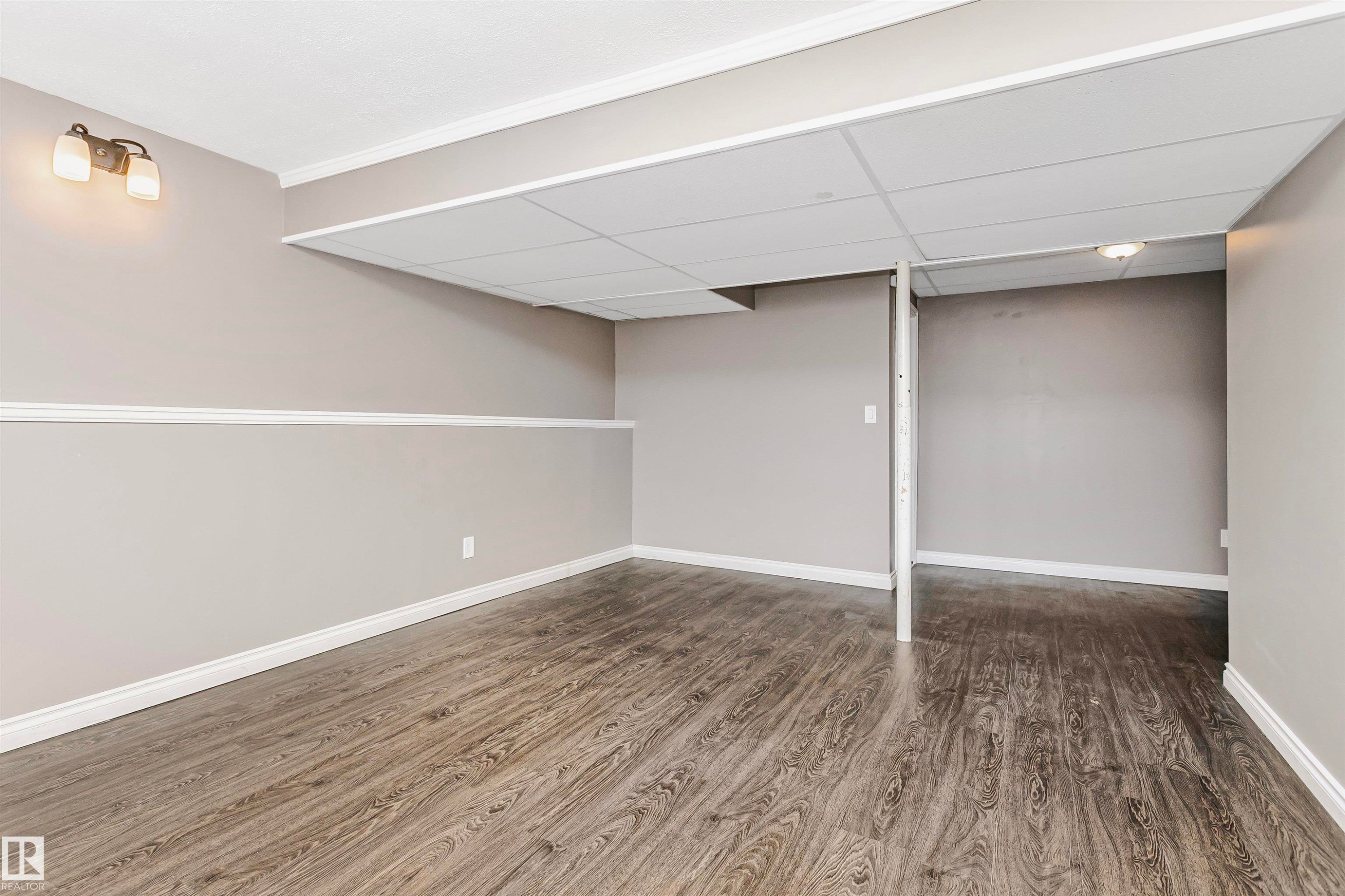 6612 182 Street, Edmonton, AB - Indoor Photo Showing Other Room