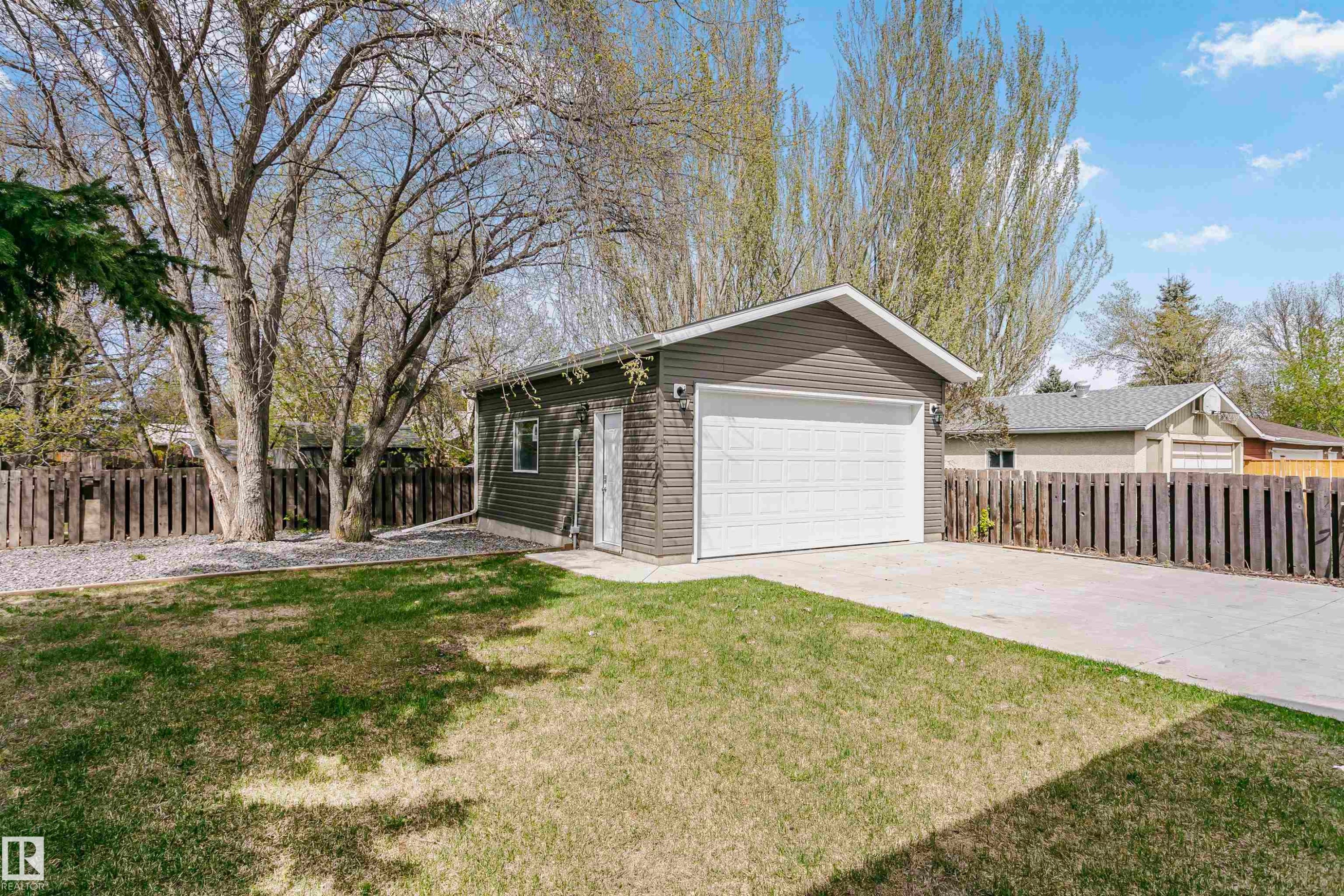6612 182 Street, Edmonton, AB - Outdoor