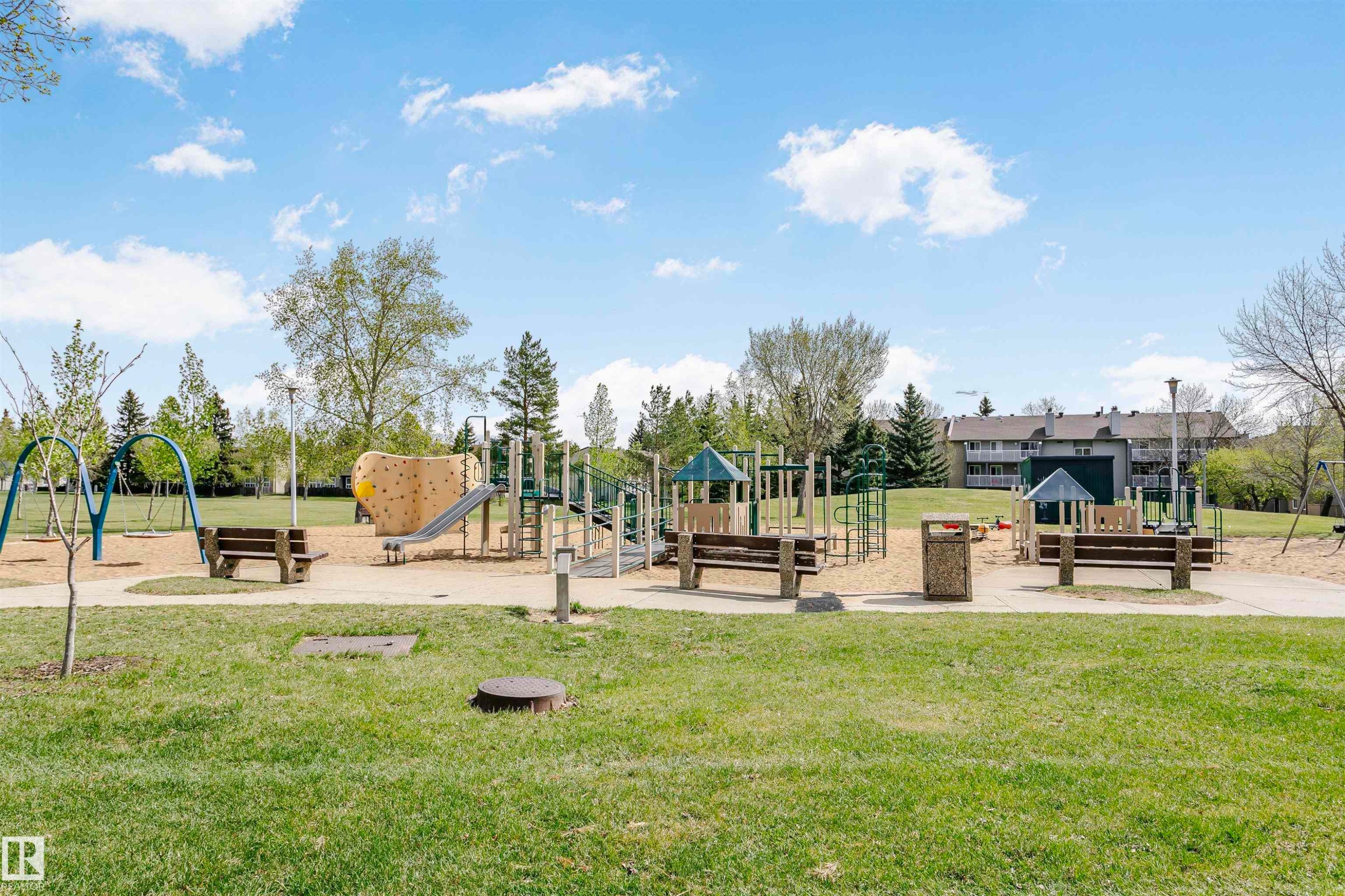 6612 182 Street, Edmonton, AB - Outdoor