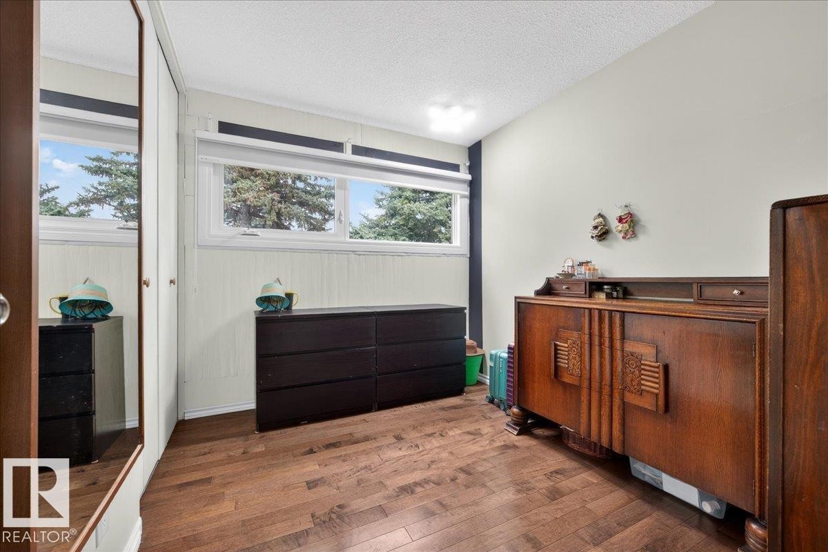 4124 121 Street, Edmonton, AB - Indoor Photo Showing Other Room