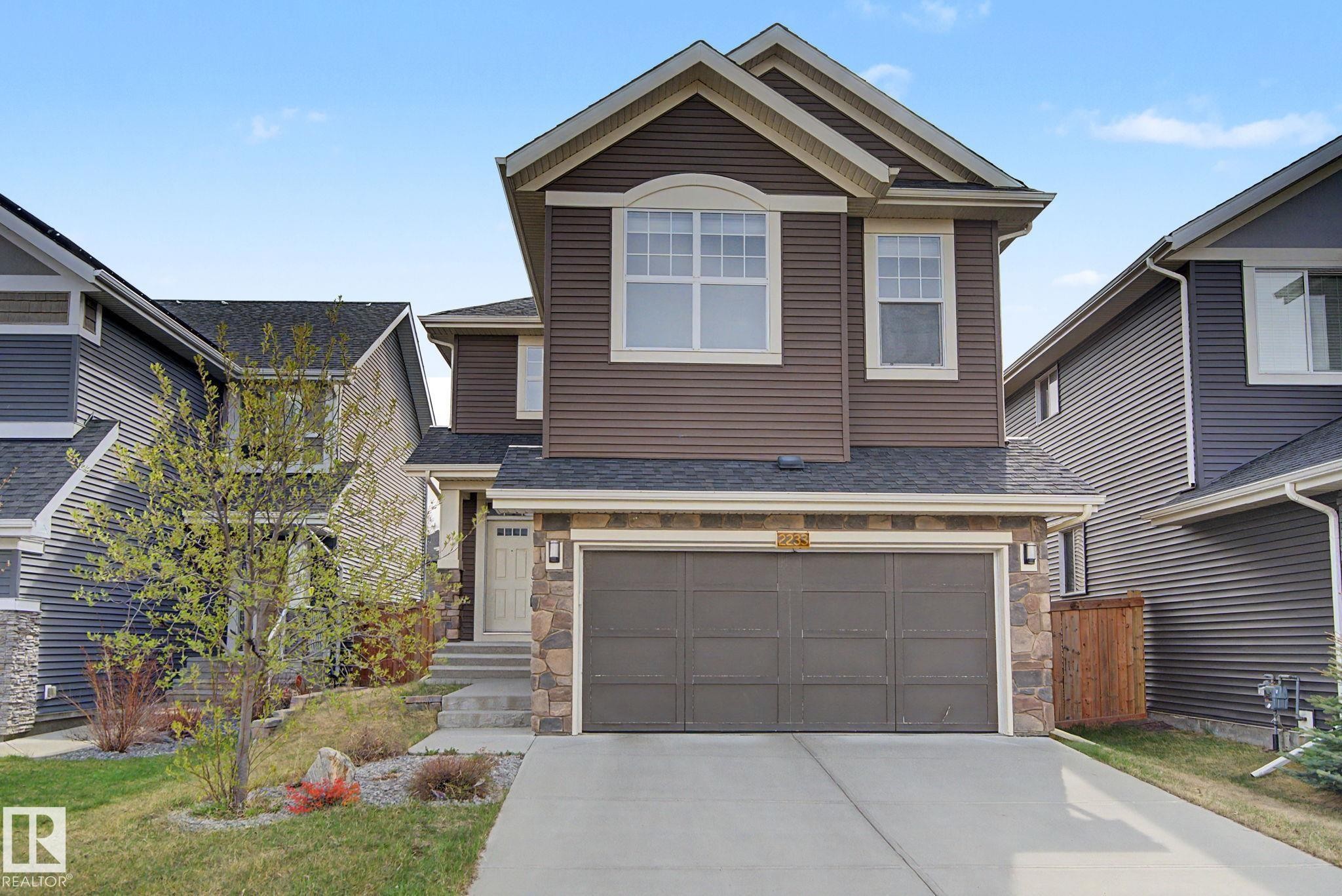 2233 56 Street Sw, Edmonton, AB - Outdoor