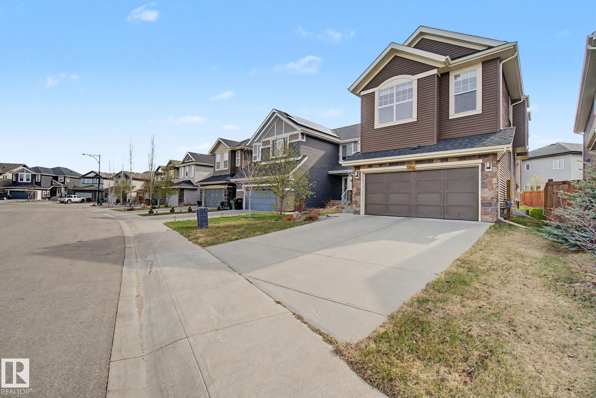 2233 56 Street Sw, Edmonton, AB - Outdoor With Facade