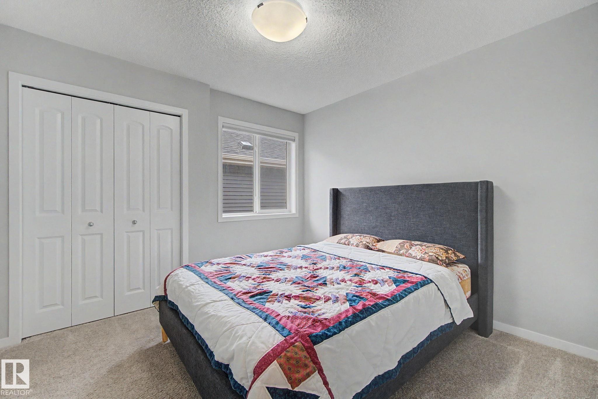 2233 56 Street Sw, Edmonton, AB - Indoor Photo Showing Bedroom