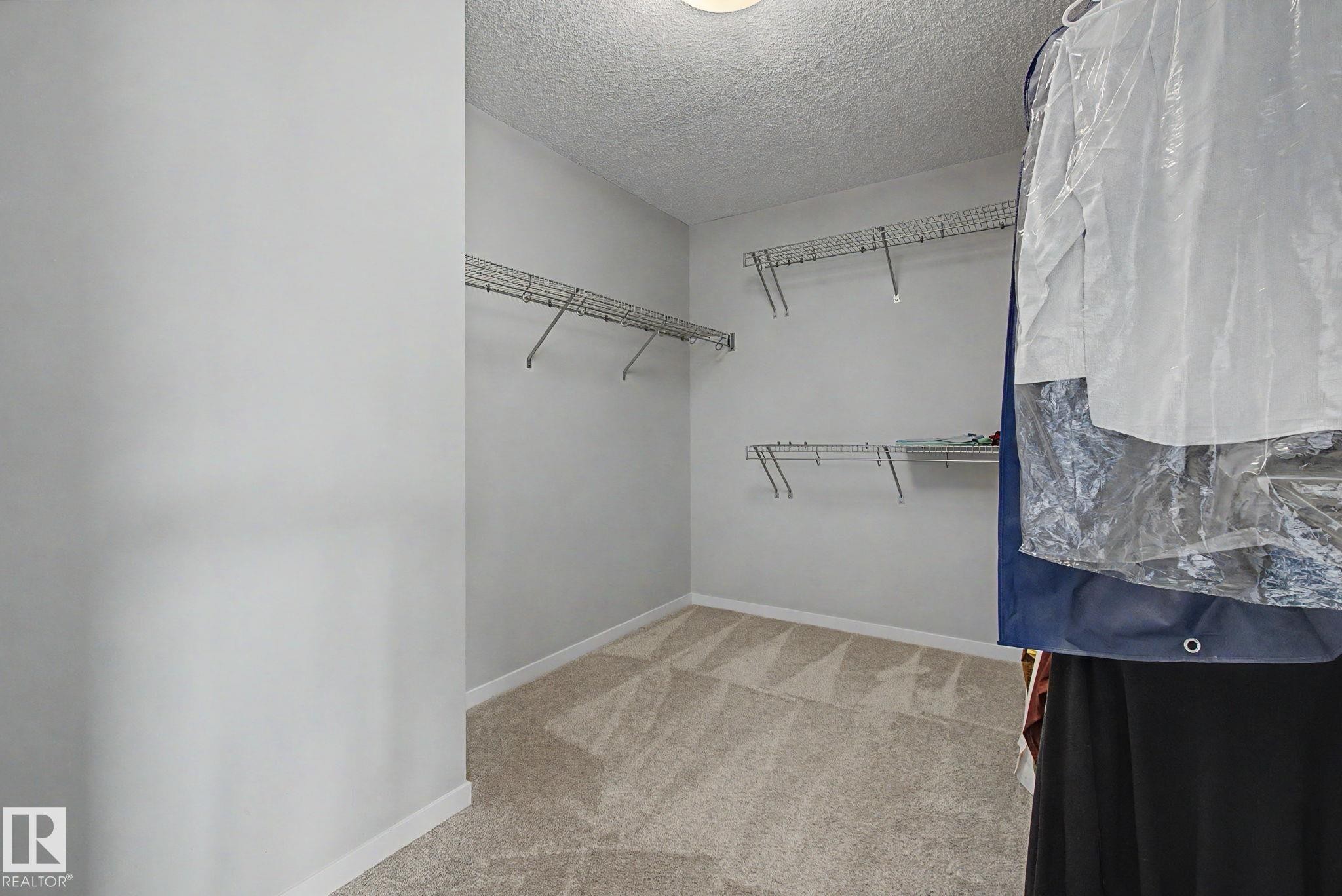 2233 56 Street Sw, Edmonton, AB - Indoor With Storage