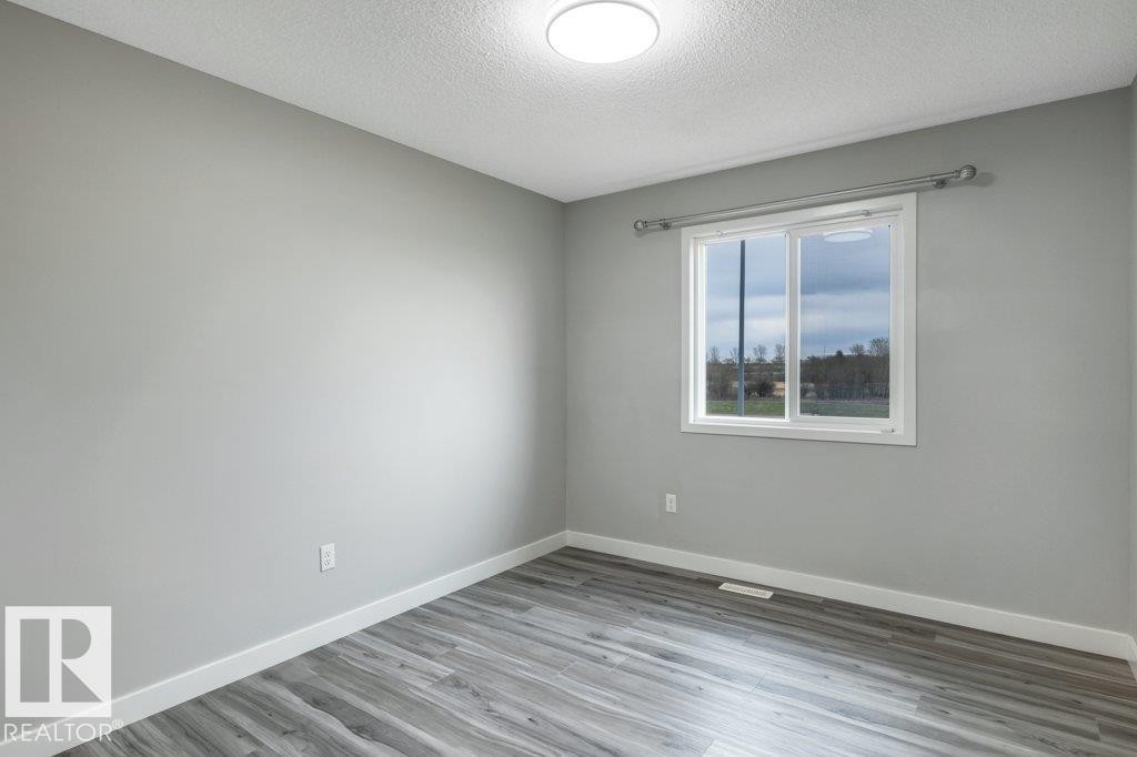 2580 Casey Way, Edmonton, AB - Indoor Photo Showing Other Room