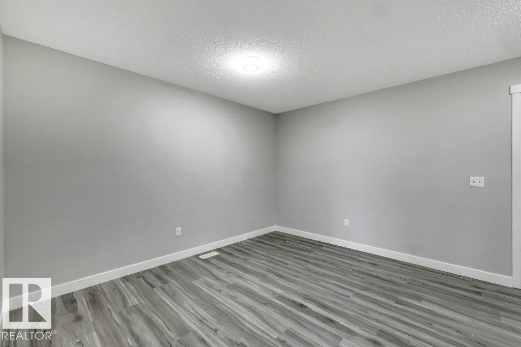 2580 Casey Way, Edmonton, AB - Indoor Photo Showing Other Room