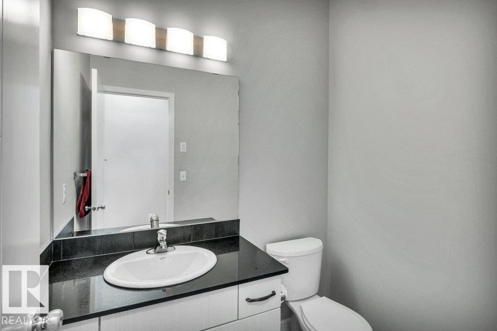 2580 Casey Way, Edmonton, AB - Indoor Photo Showing Bathroom