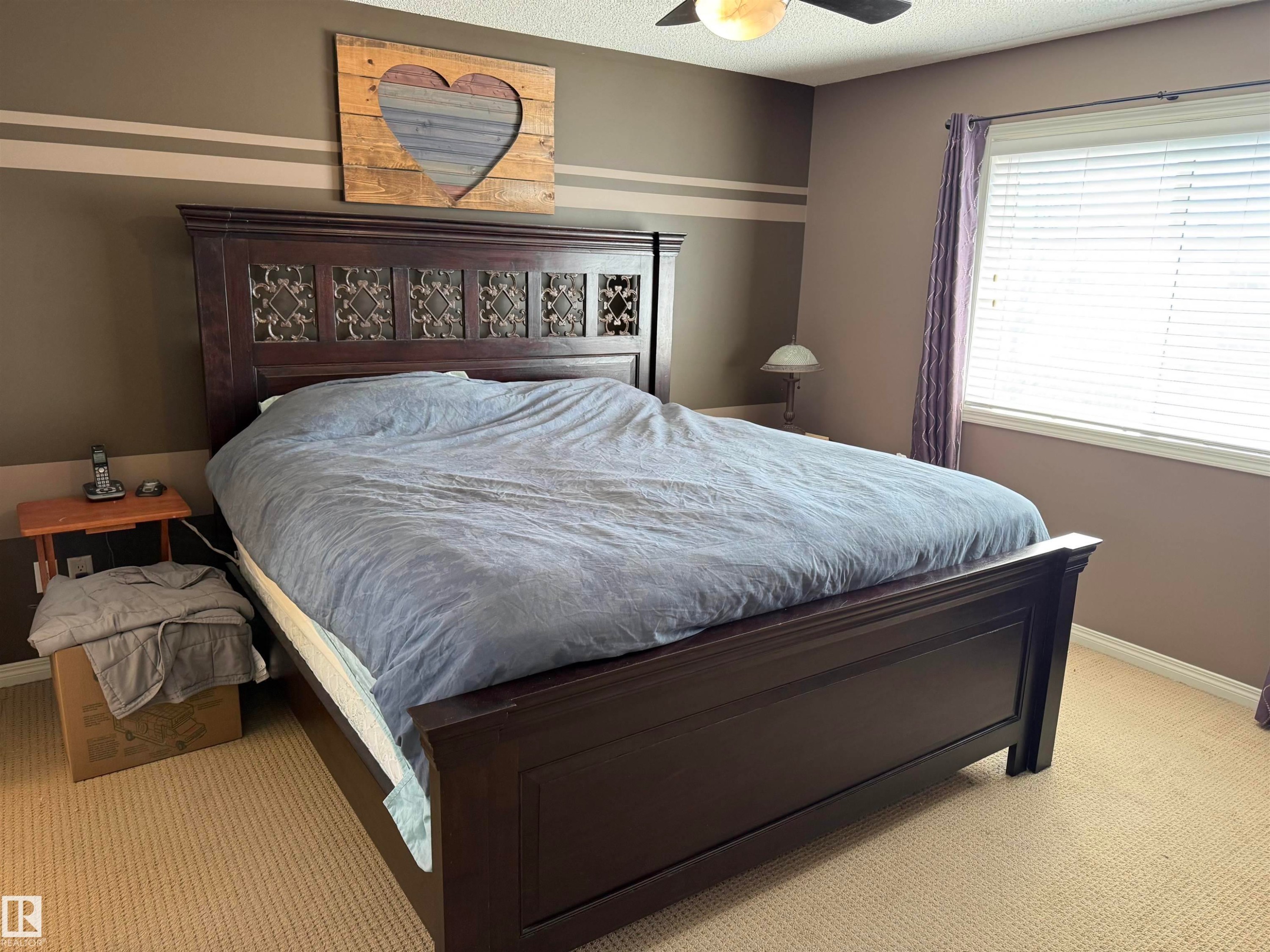 21113 92A Avenue, Edmonton, AB - Indoor Photo Showing Bedroom