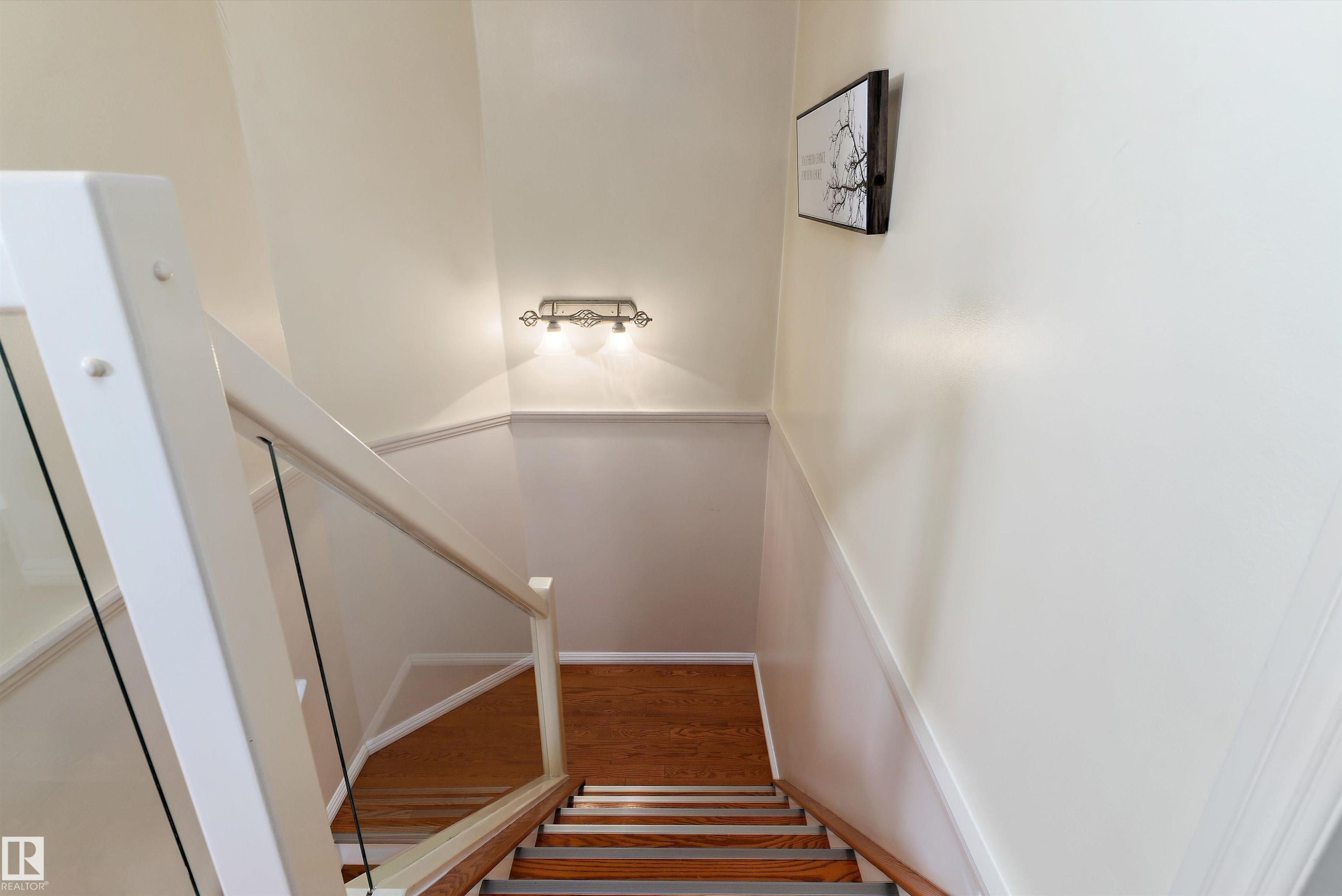 26 2419 133 Avenue, Edmonton, AB - Indoor Photo Showing Other Room