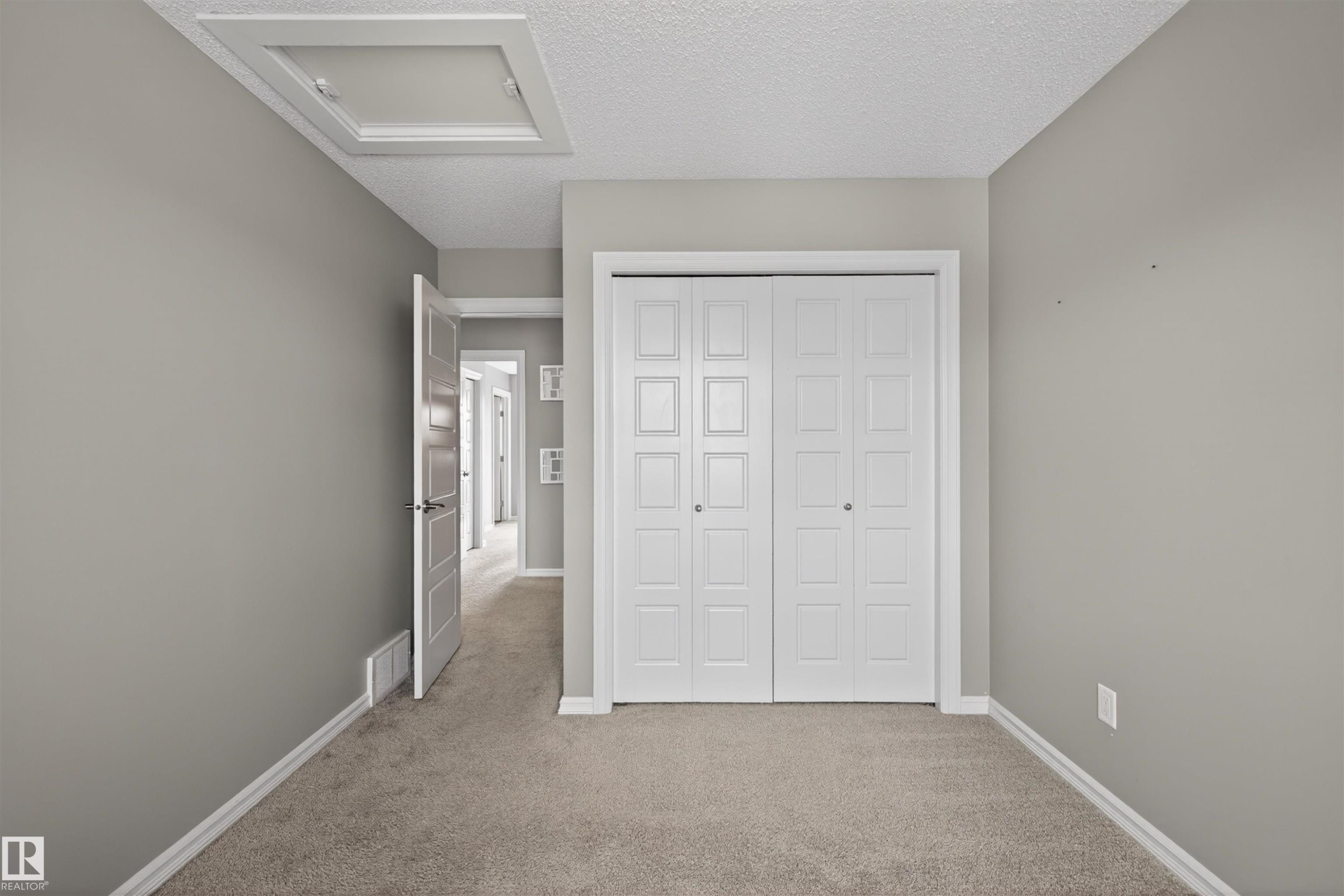 828 36 Avenue, Edmonton, AB - Indoor