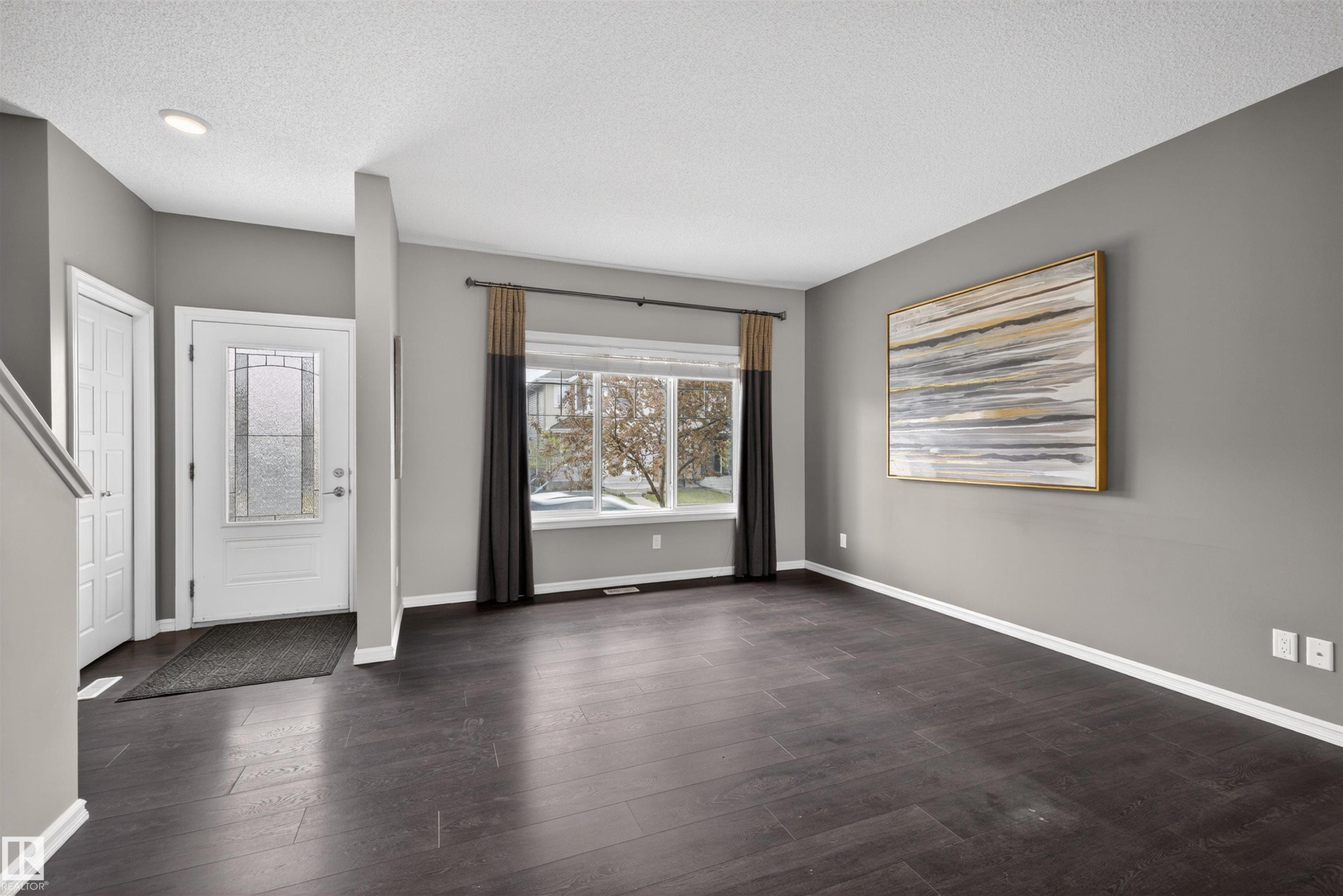 828 36 Avenue, Edmonton, AB - Indoor Photo Showing Other Room