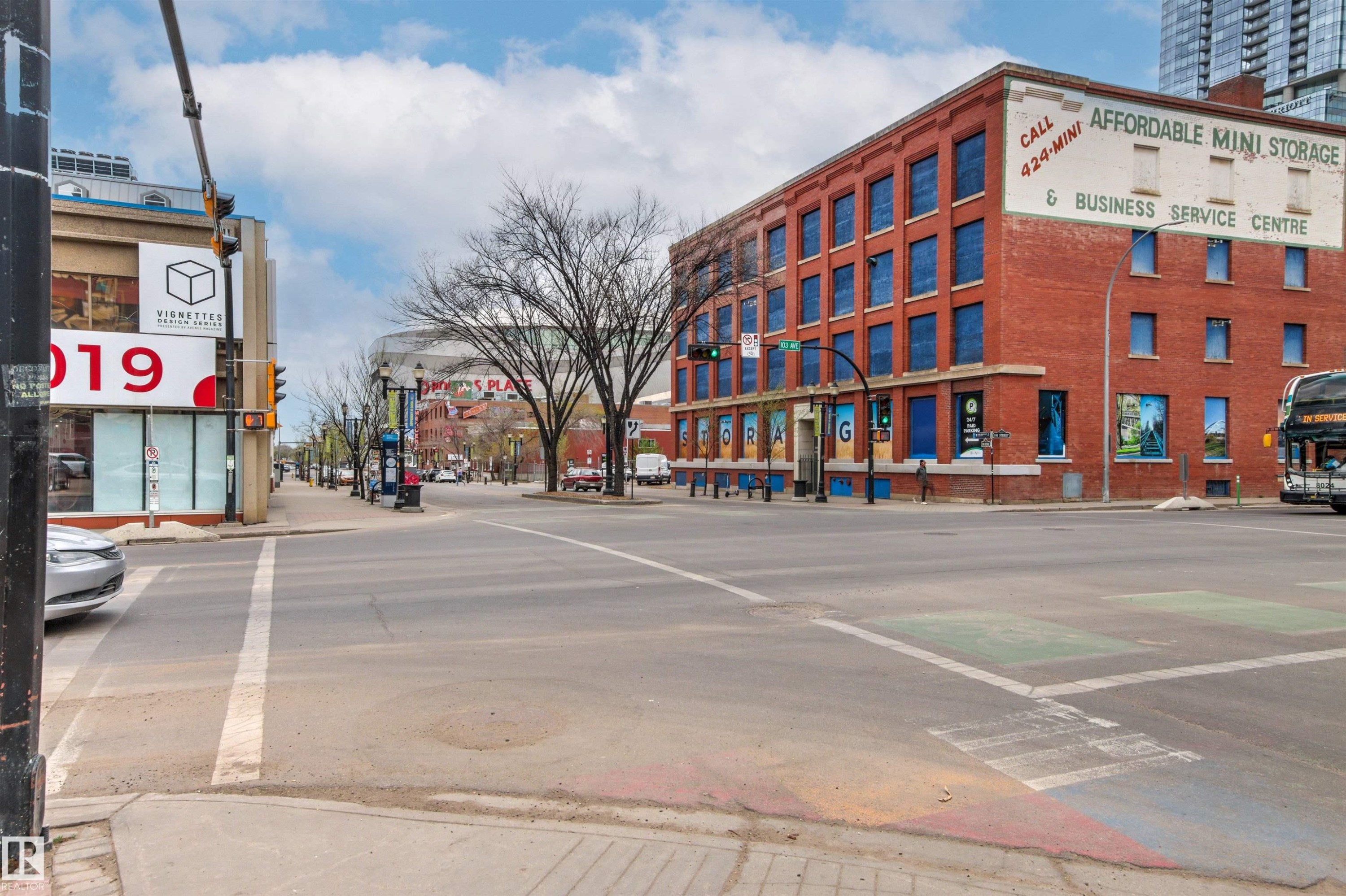 401 10249 104 Street, Edmonton, AB