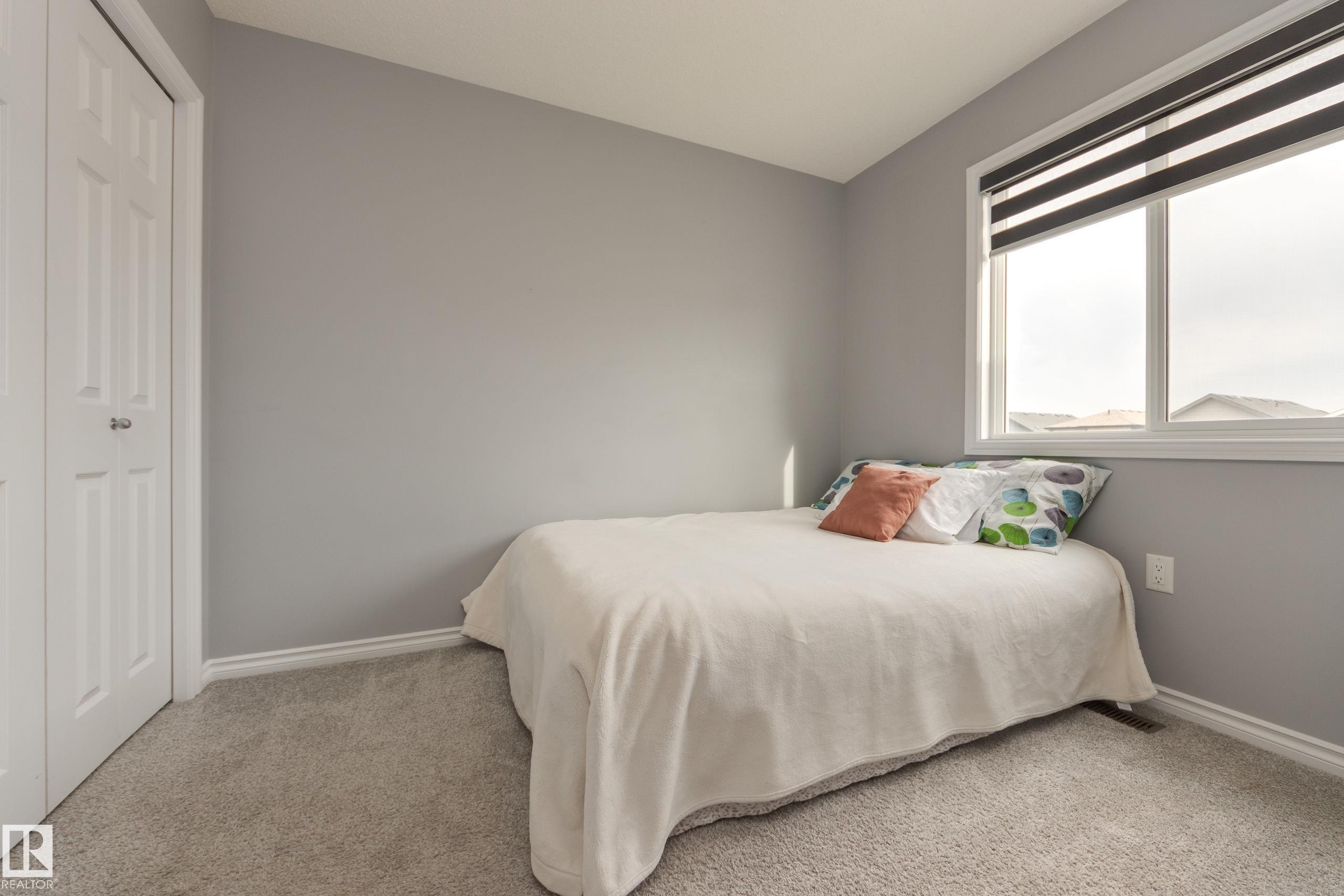 22123 88 Avenue, Edmonton, AB - Indoor Photo Showing Bedroom
