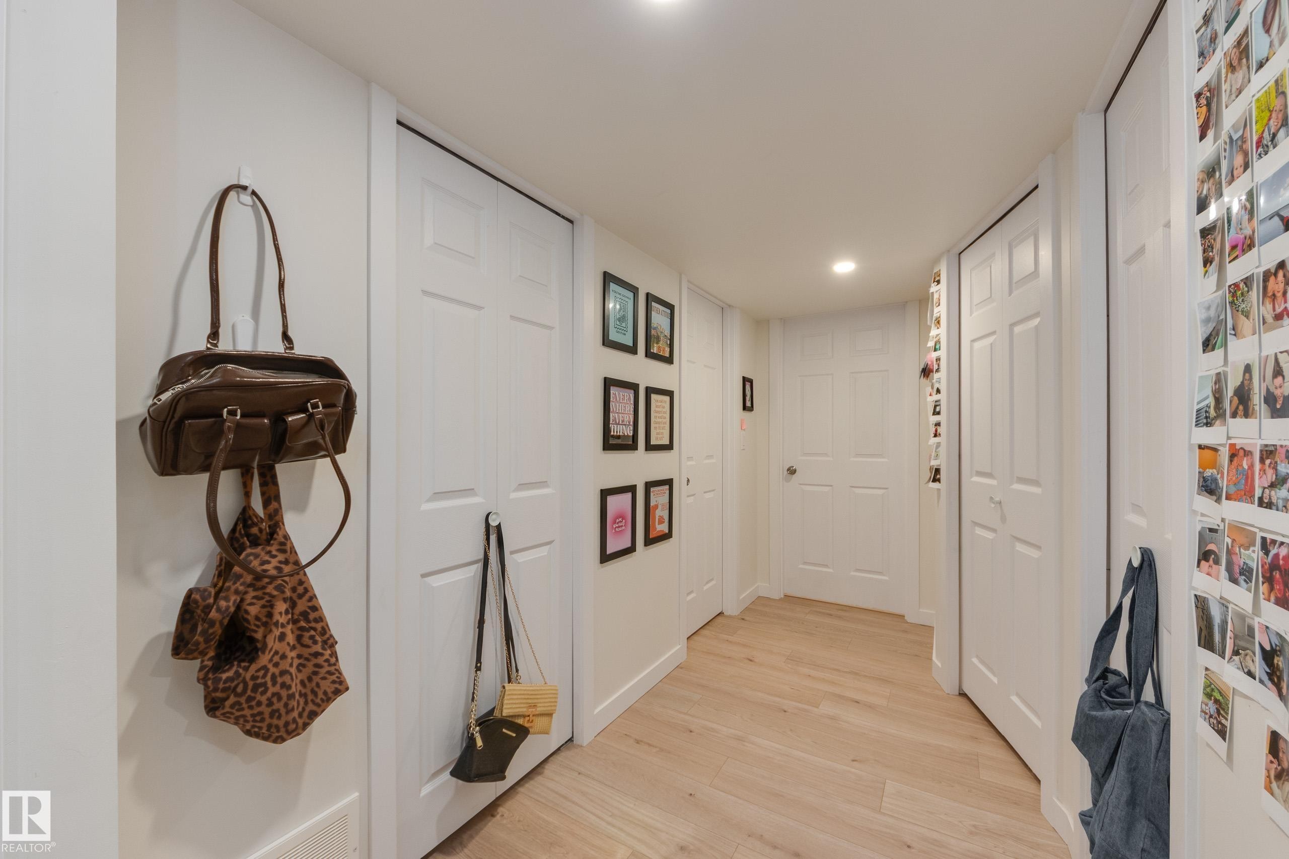 22123 88 Avenue, Edmonton, AB - Indoor Photo Showing Other Room