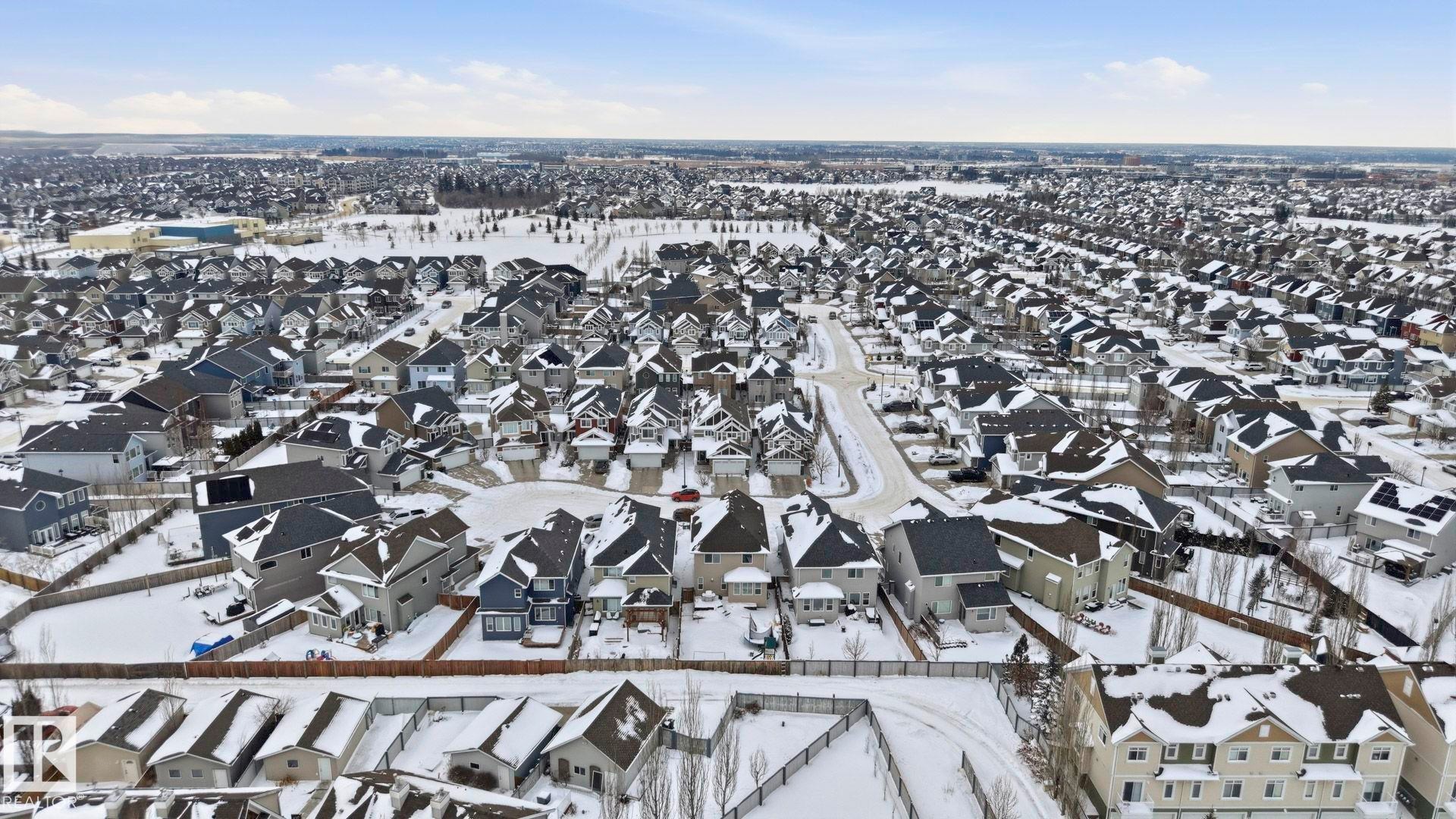 Aerial view of residential area - 1915 77 Street, Edmonton, AB - Outdoor With View