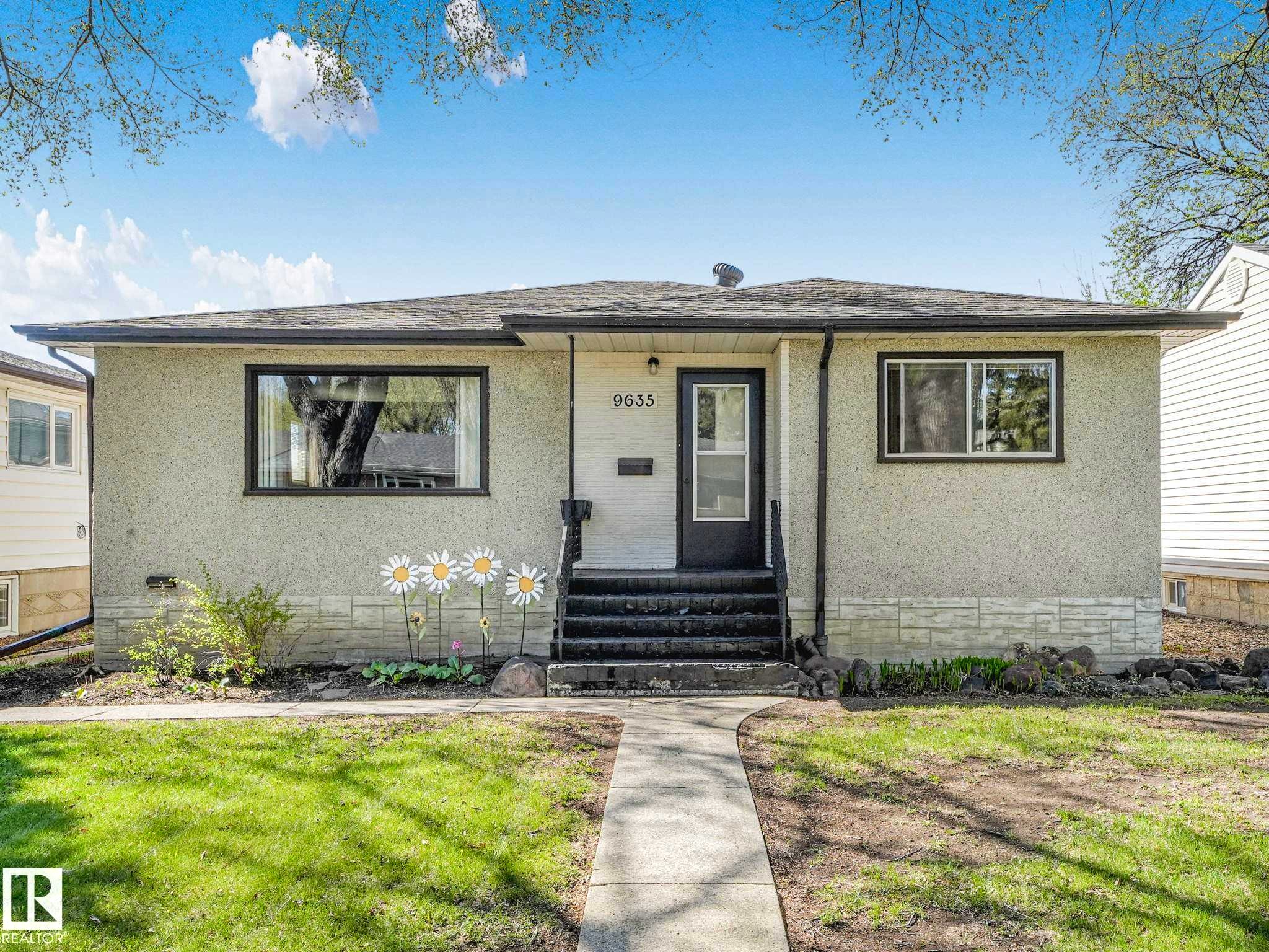 9635 64 Avenue, Edmonton, AB