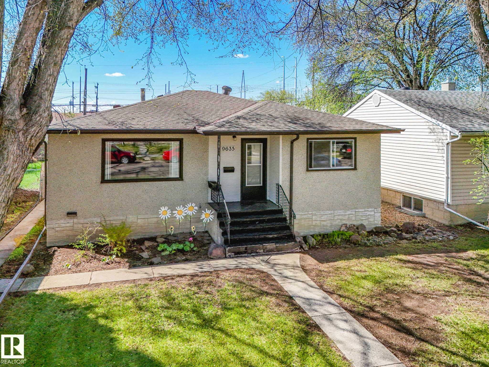9635 64 Avenue, Edmonton, AB