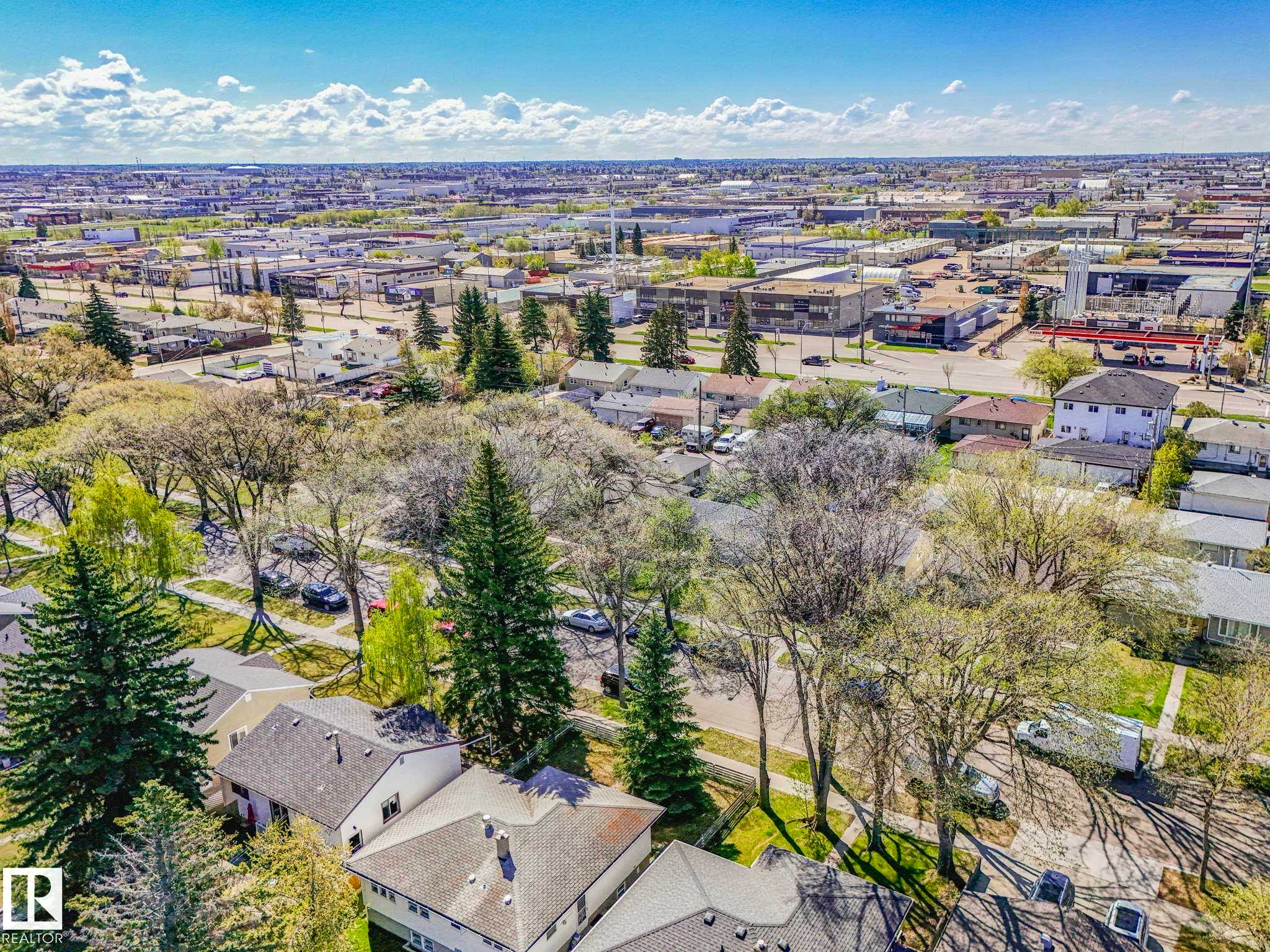 9635 64 Avenue, Edmonton, AB
