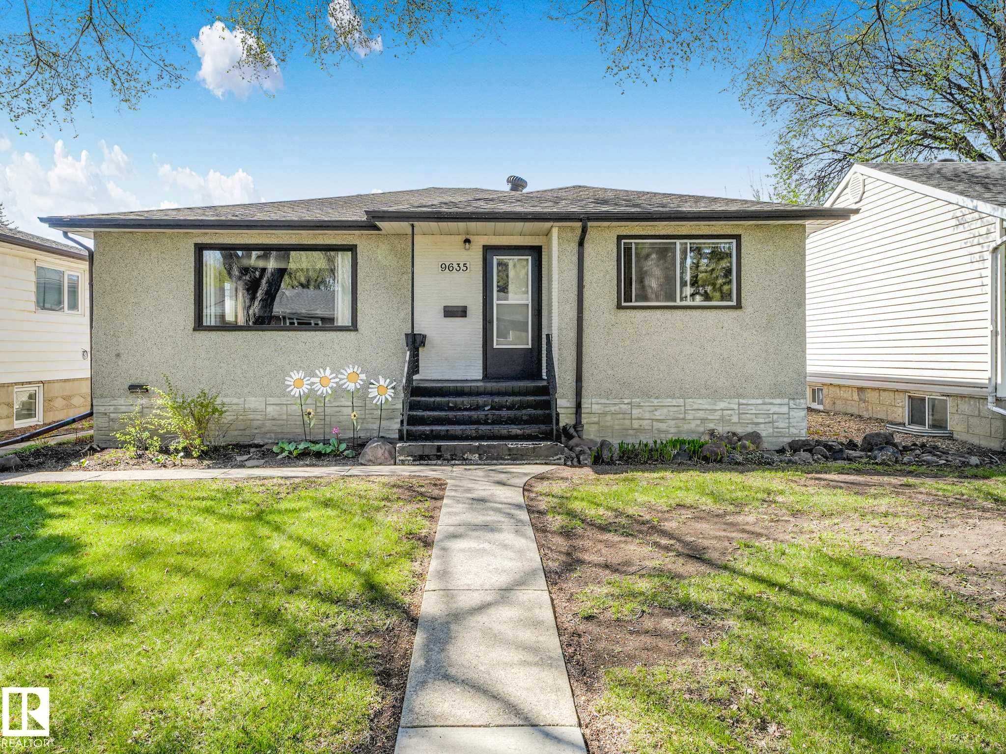 9635 64 Avenue, Edmonton, AB