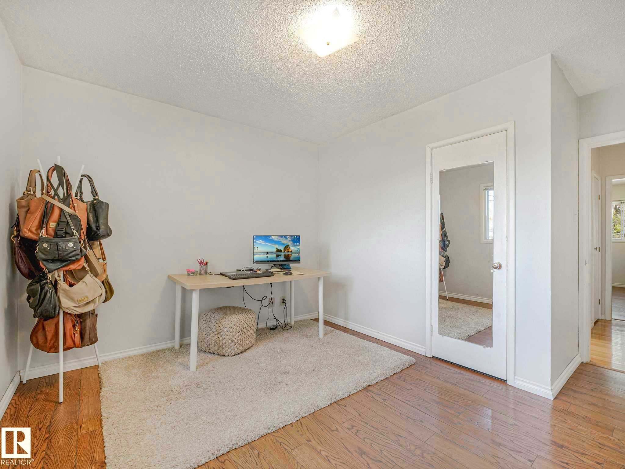 9635 64 Avenue, Edmonton, AB